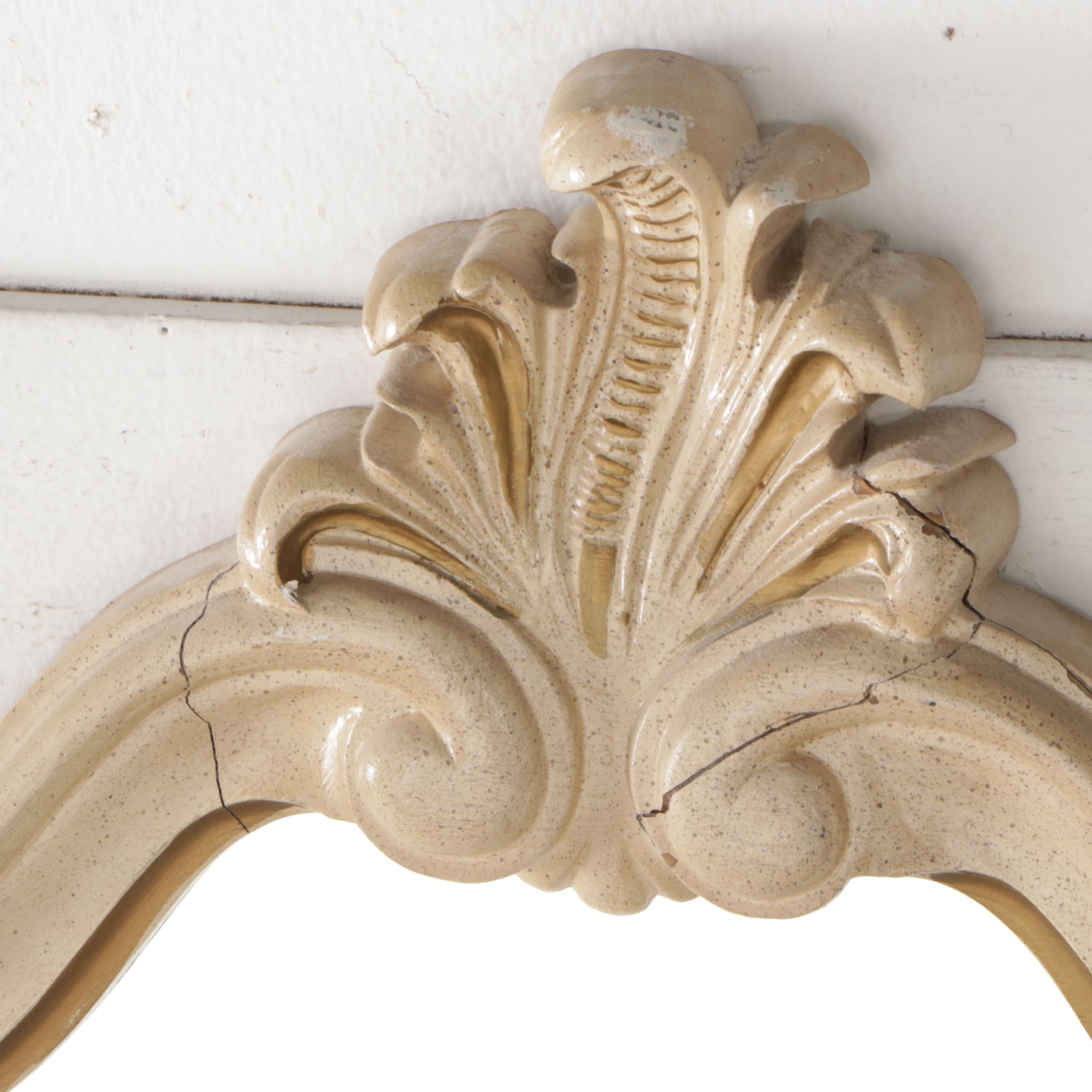 French Provincial Painted Wood Dresser, Mid to Late 20th Century