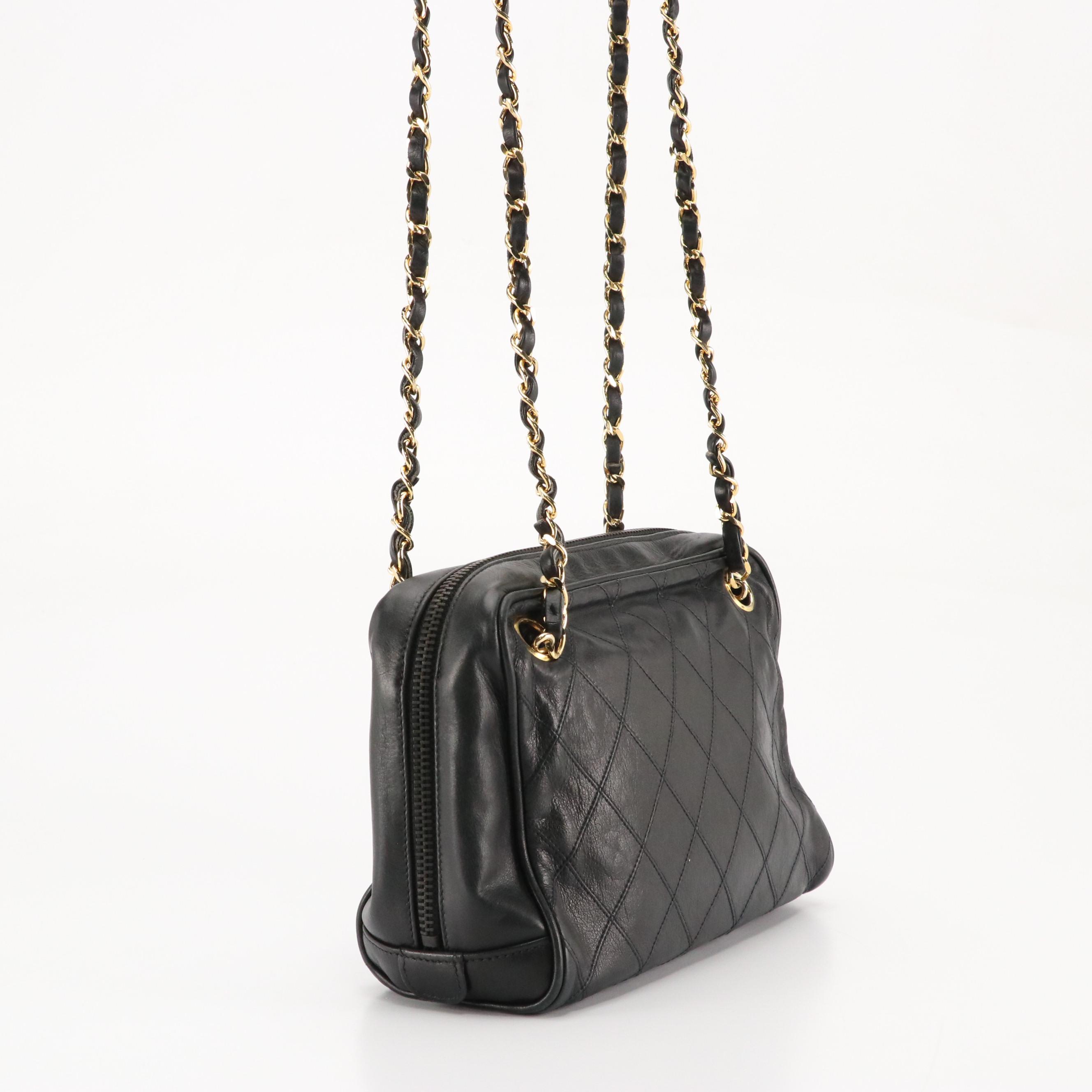 Chanel Shoulder Bag in Diamond-Quilted Lambskin Leather, 1980s