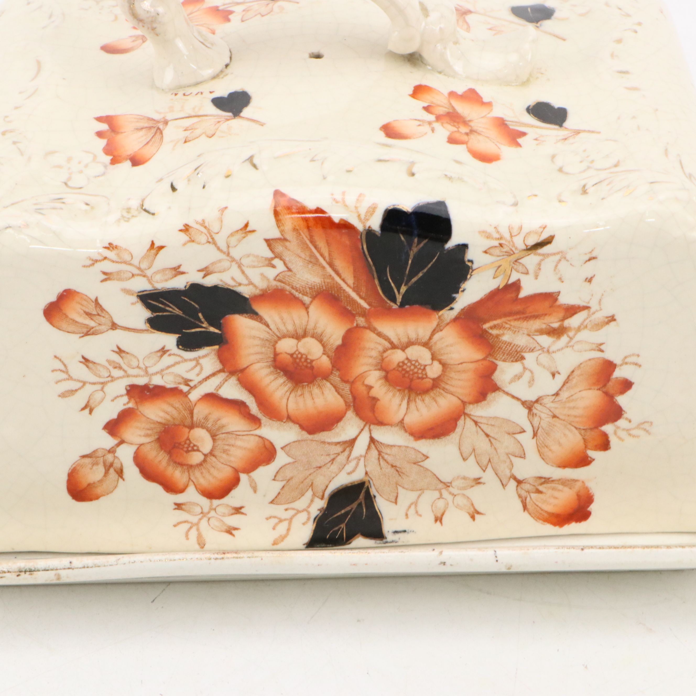 English Imari Earthenware Wedge Cheese Dome Cover and Platter, Early 20th C.