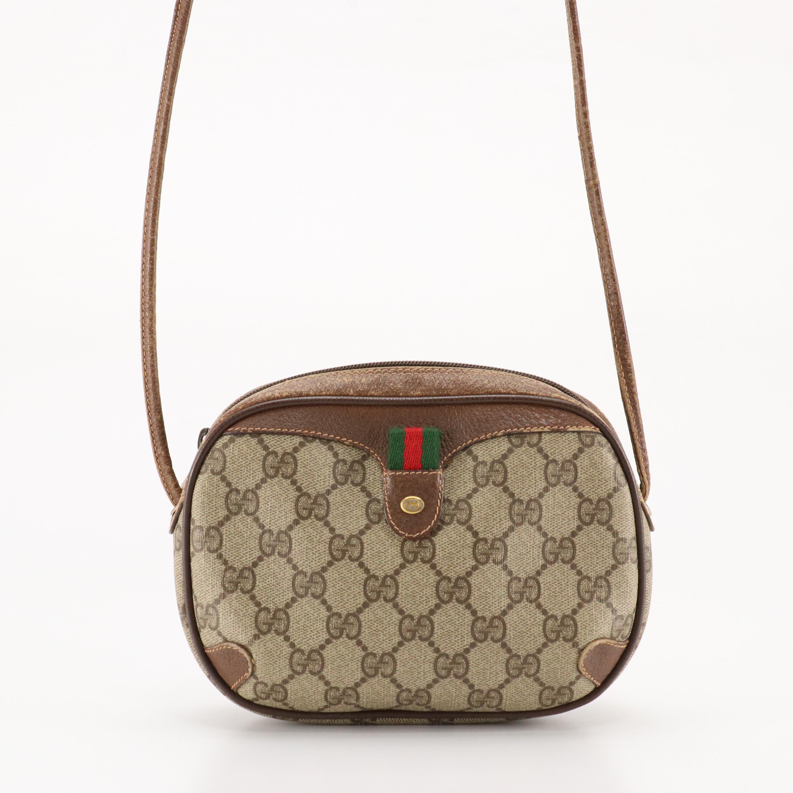 Gucci Accessory Collection Small Crossbody Bag in GG Supreme Canvas and Leather