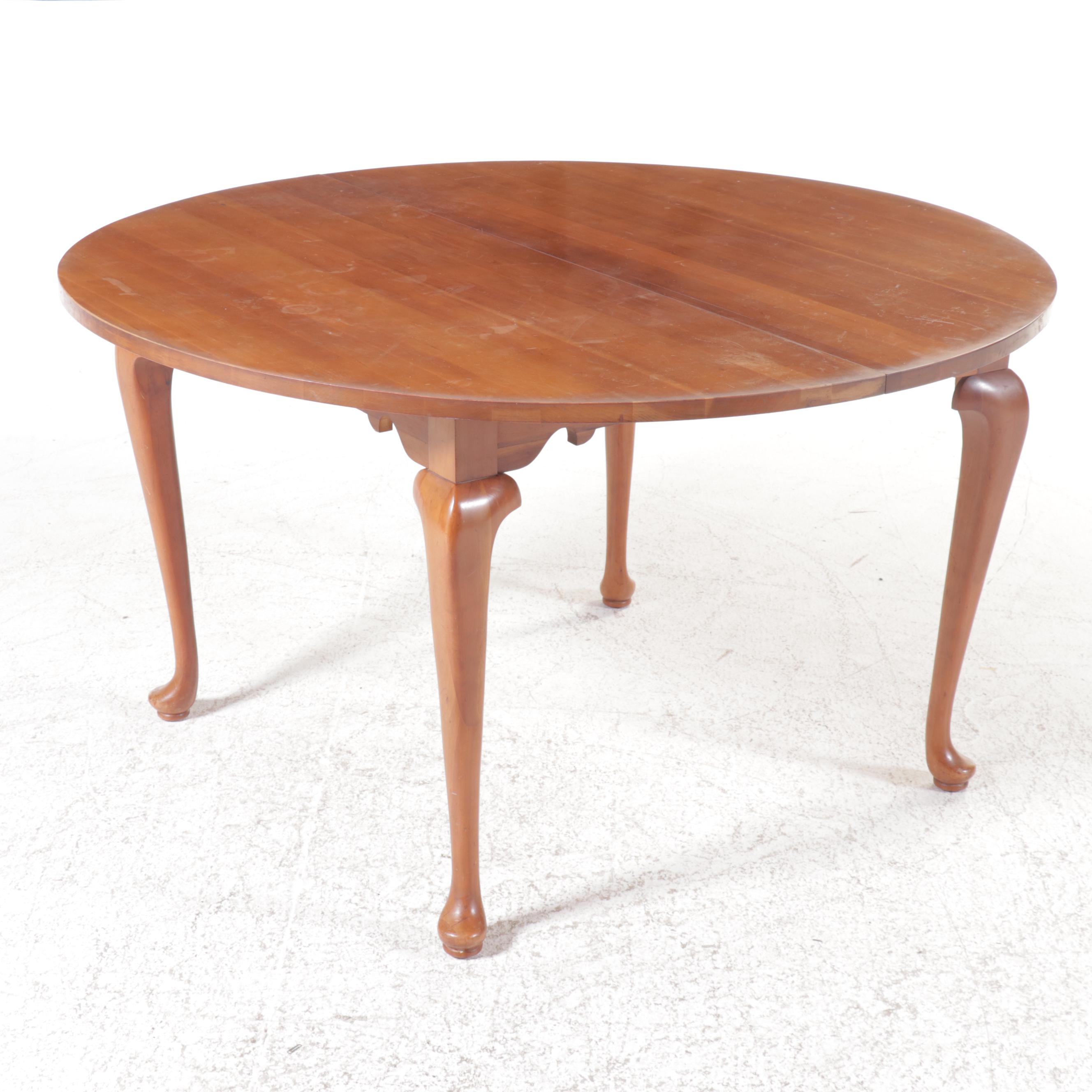 Monitor American Emblem Queen Anne Style Cherry Dining Table, Mid-Late 20th C.