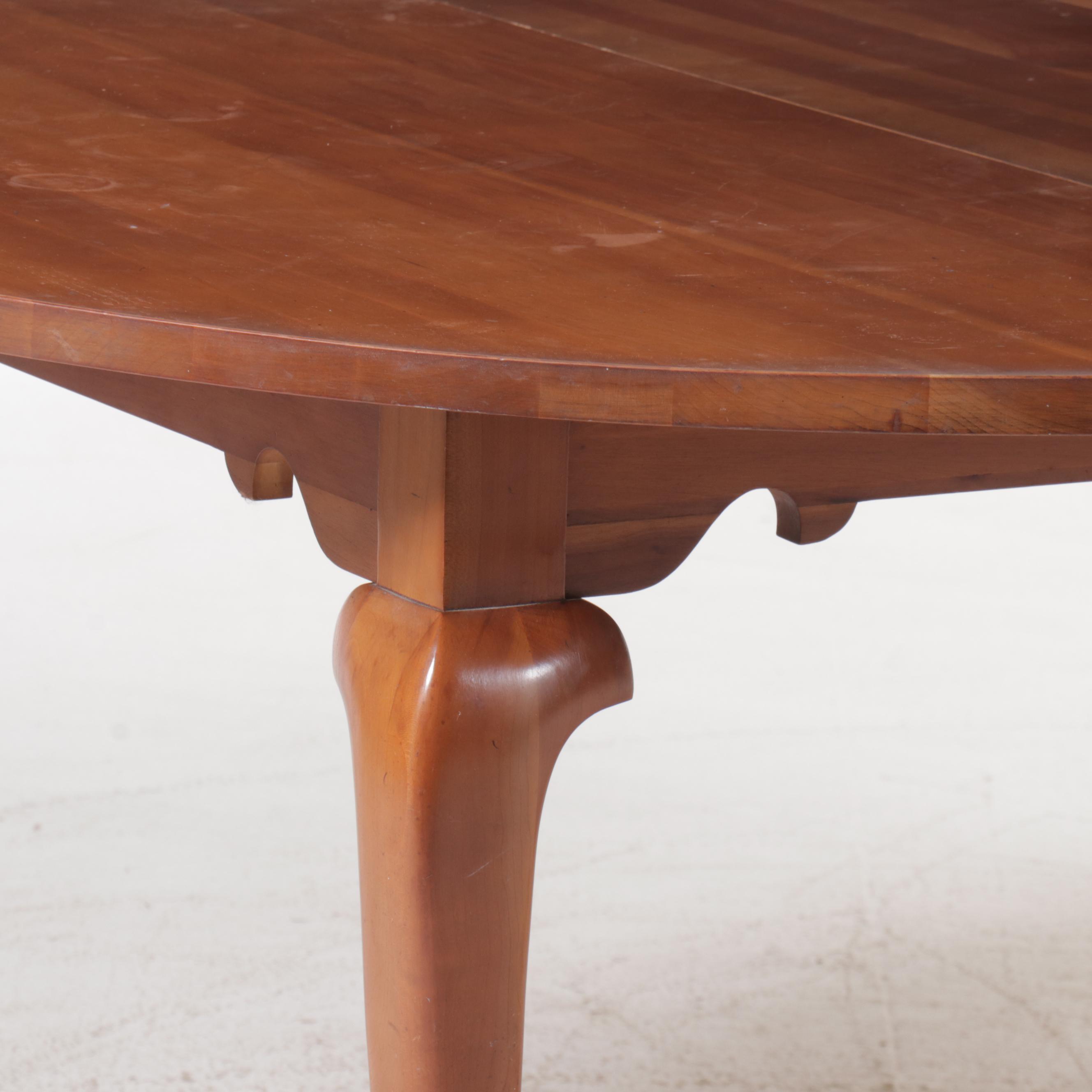 Monitor American Emblem Queen Anne Style Cherry Dining Table, Mid-Late 20th C.
