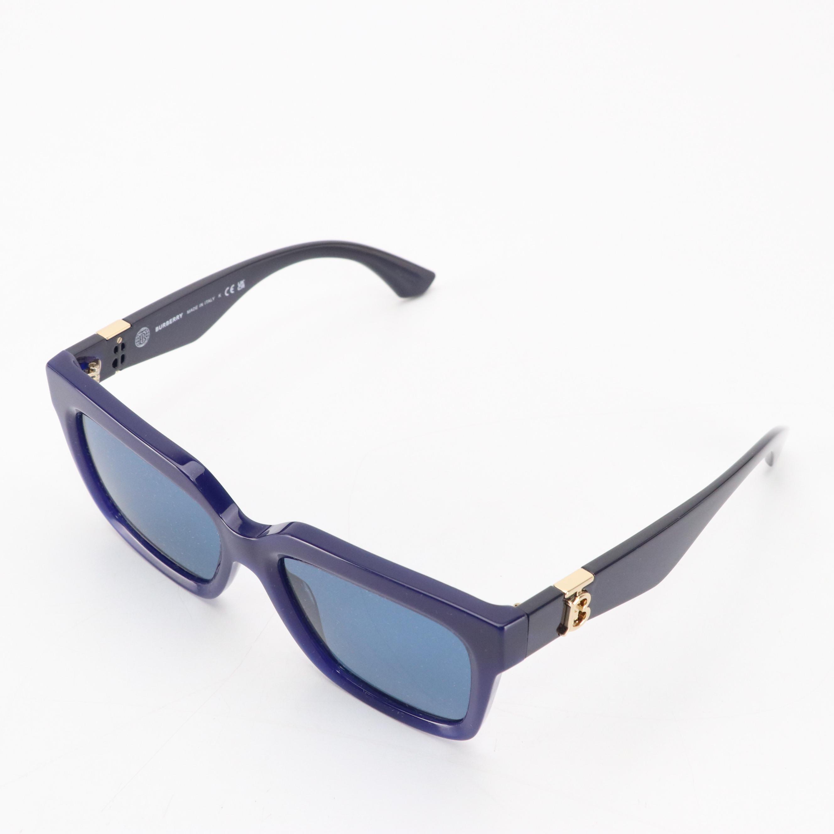 Burberry OBE4419 Check Square Sunglasses in Blue