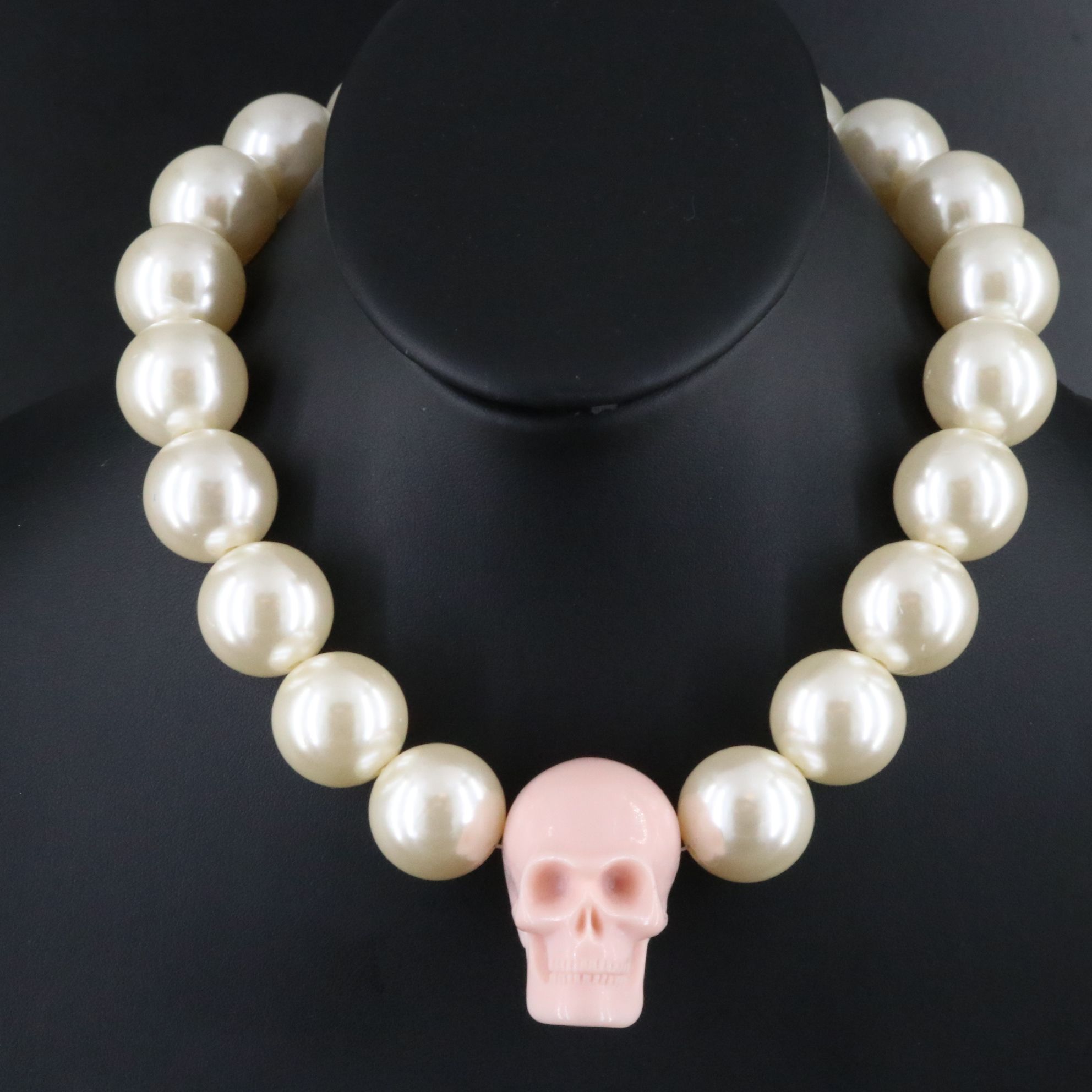 Les Bijoux De Sophie Skull Necklace with Faux Pearls