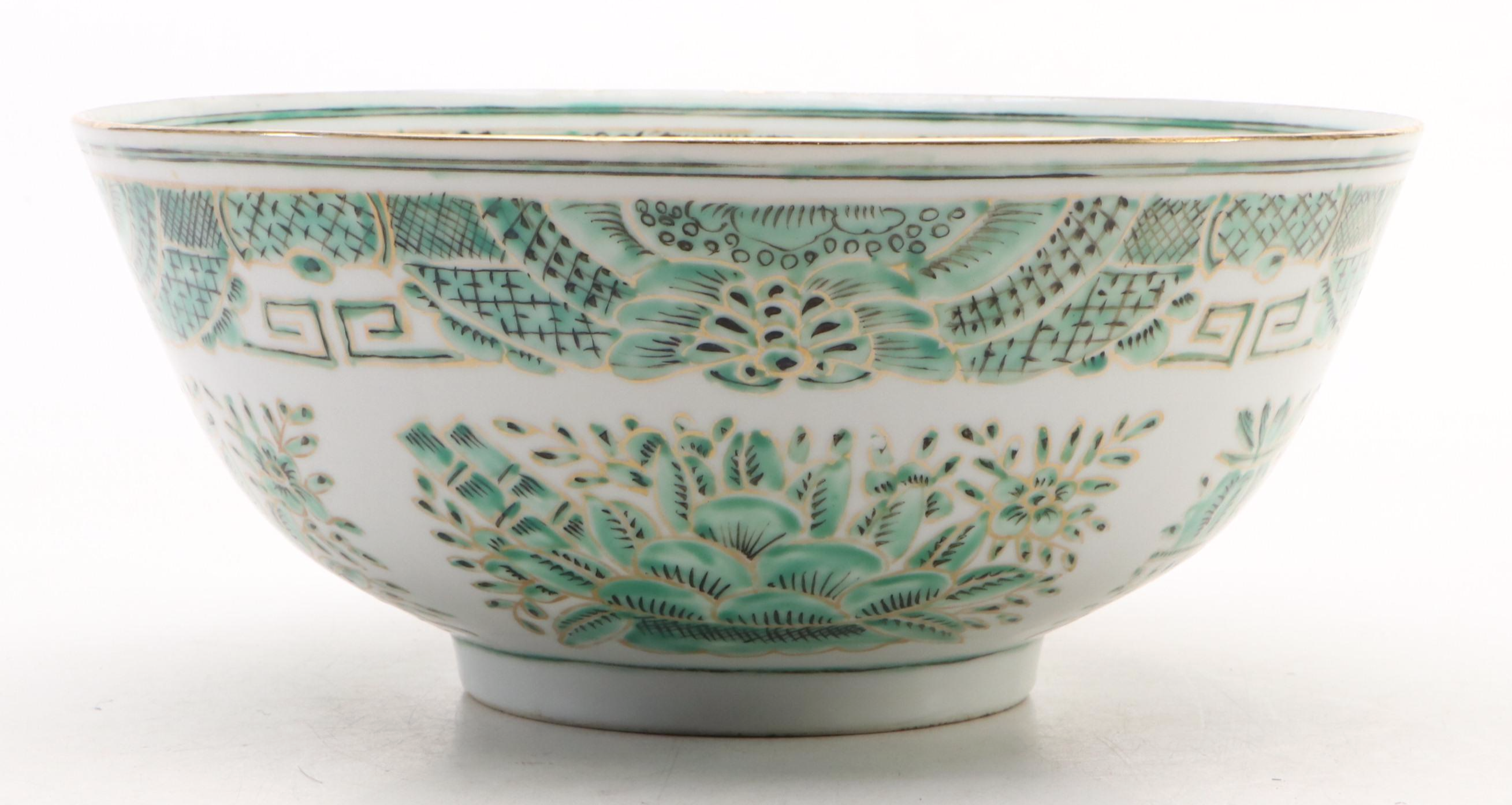 Chinese Famille Verte Porcelain Bowl, Mid-20th Century