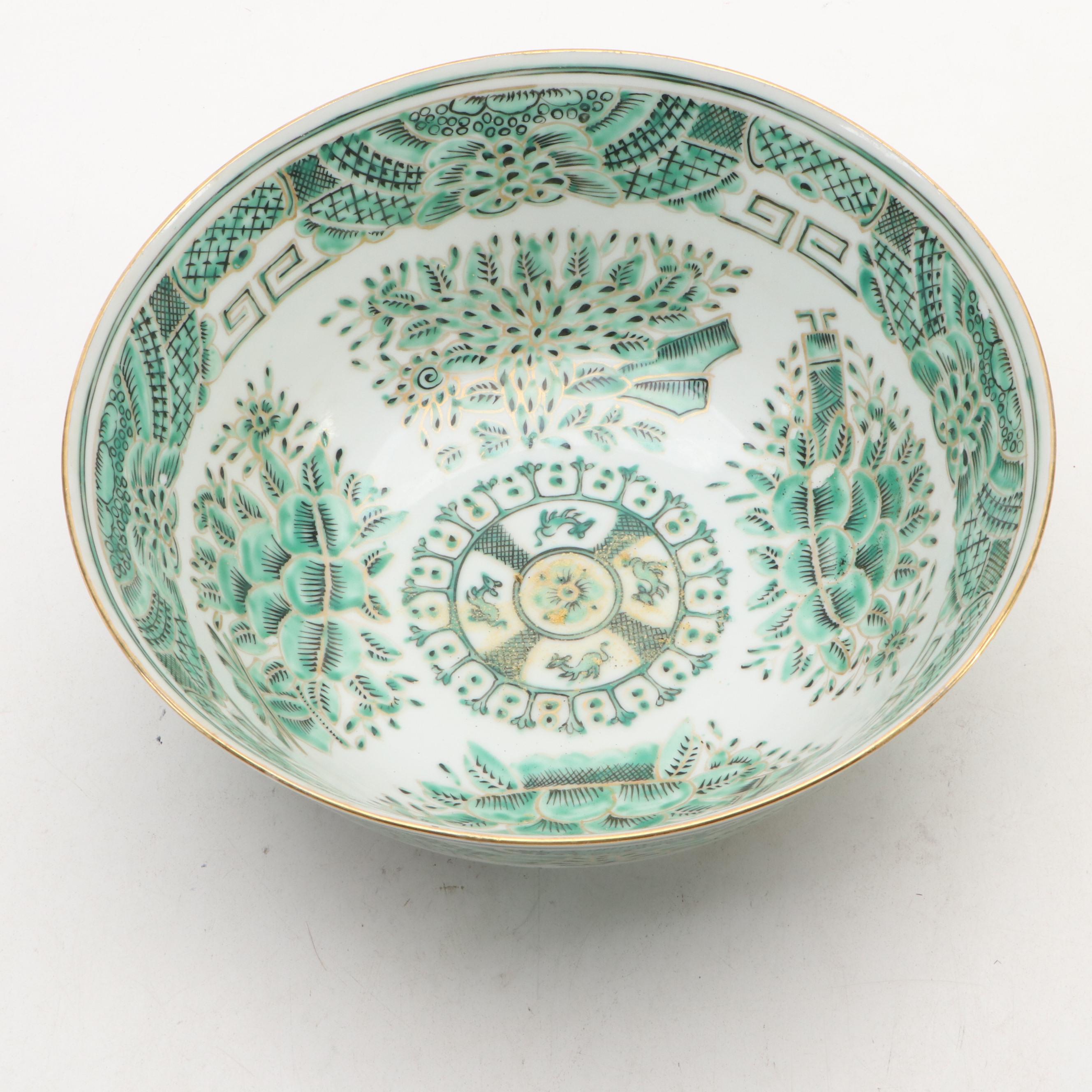 Chinese Famille Verte Porcelain Bowl, Mid-20th Century