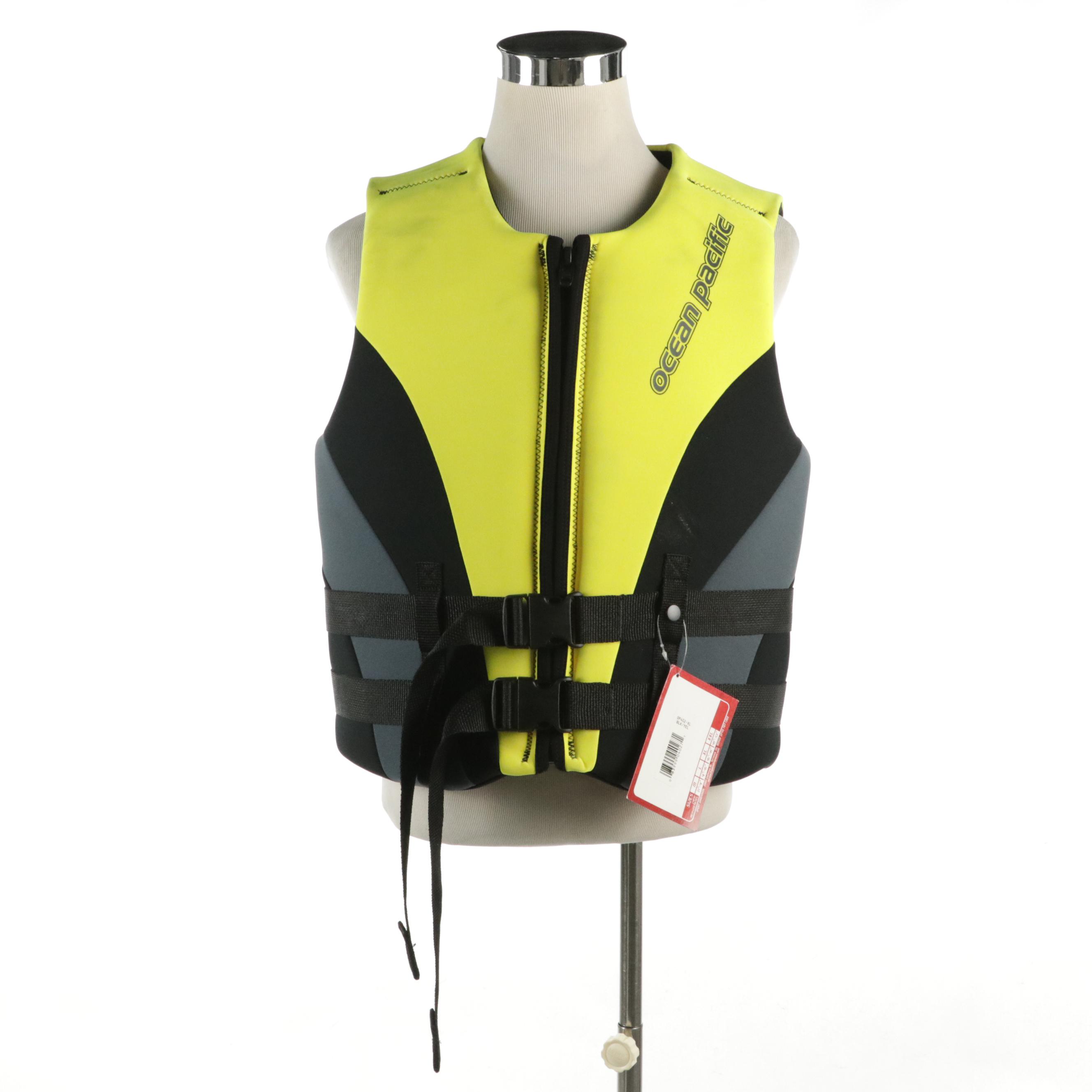 Men's Gotcha Gear 5062 Shorty Wetsuit and Ocean Pacific 402 Life Vest