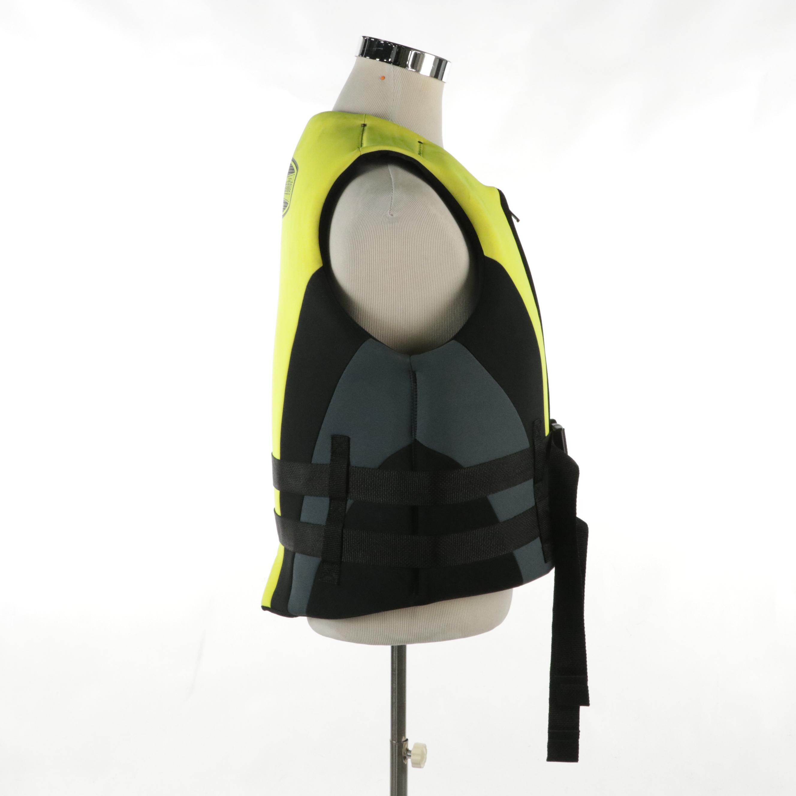 Men's Gotcha Gear 5062 Shorty Wetsuit and Ocean Pacific 402 Life Vest