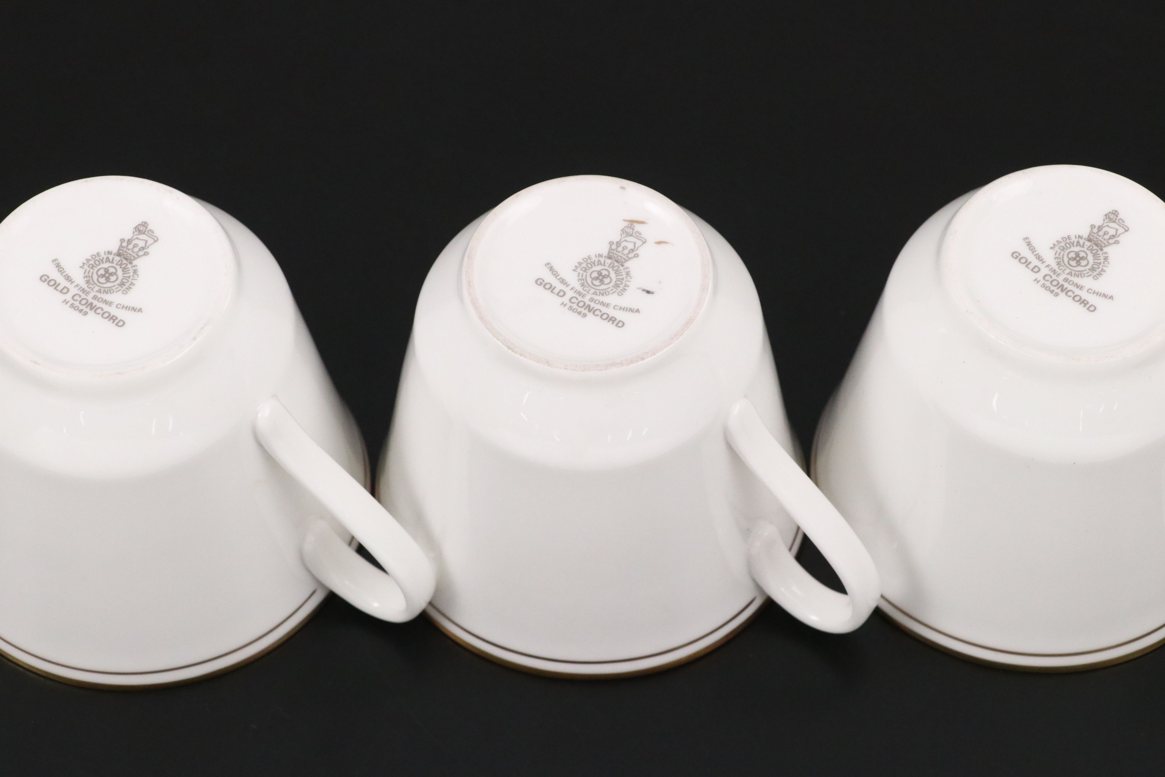 Royal Doulton "Gold Concord" Bone China Dinnerware