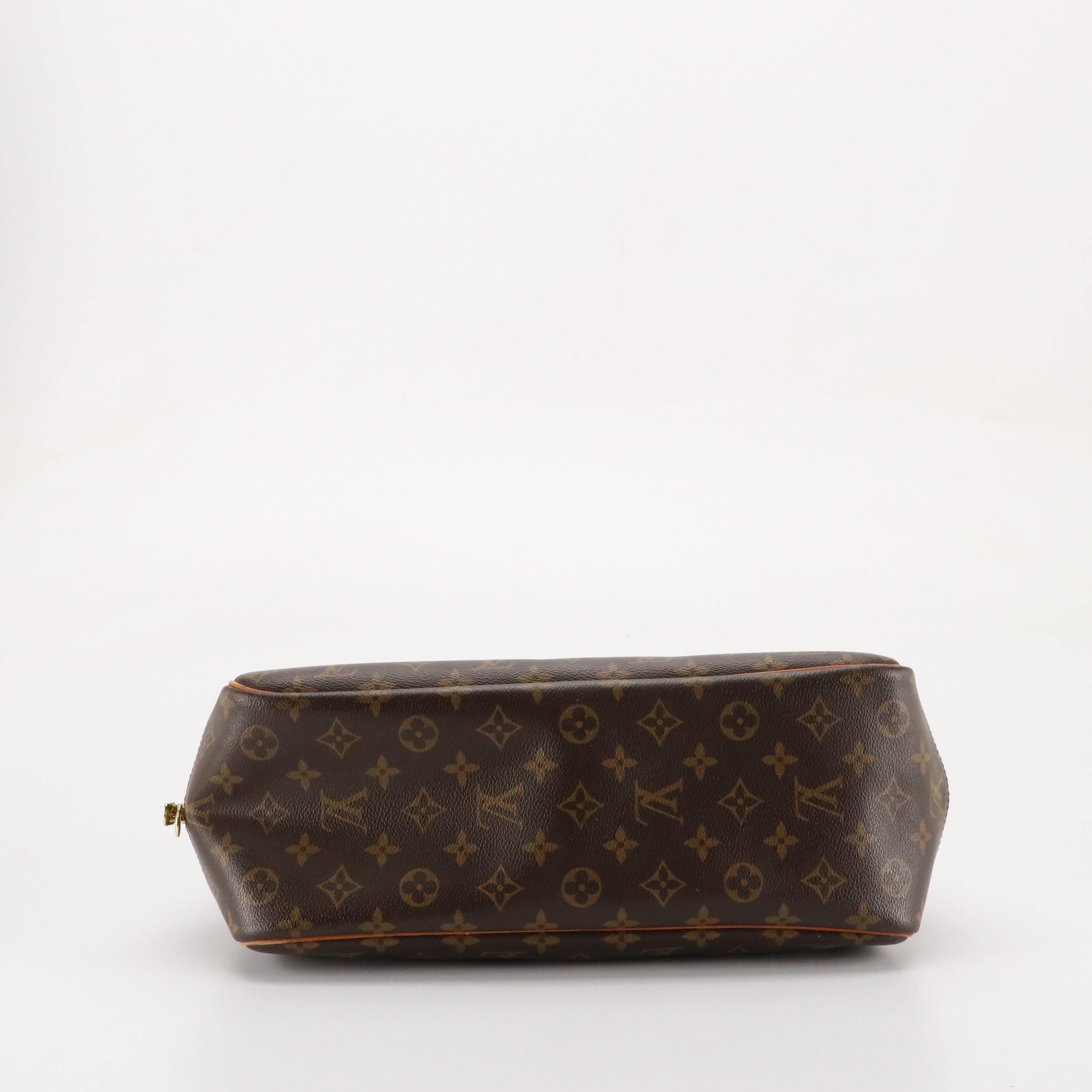 Louis Vuitton Deauville Handbag in Monogram Canvas and Vachetta Leather