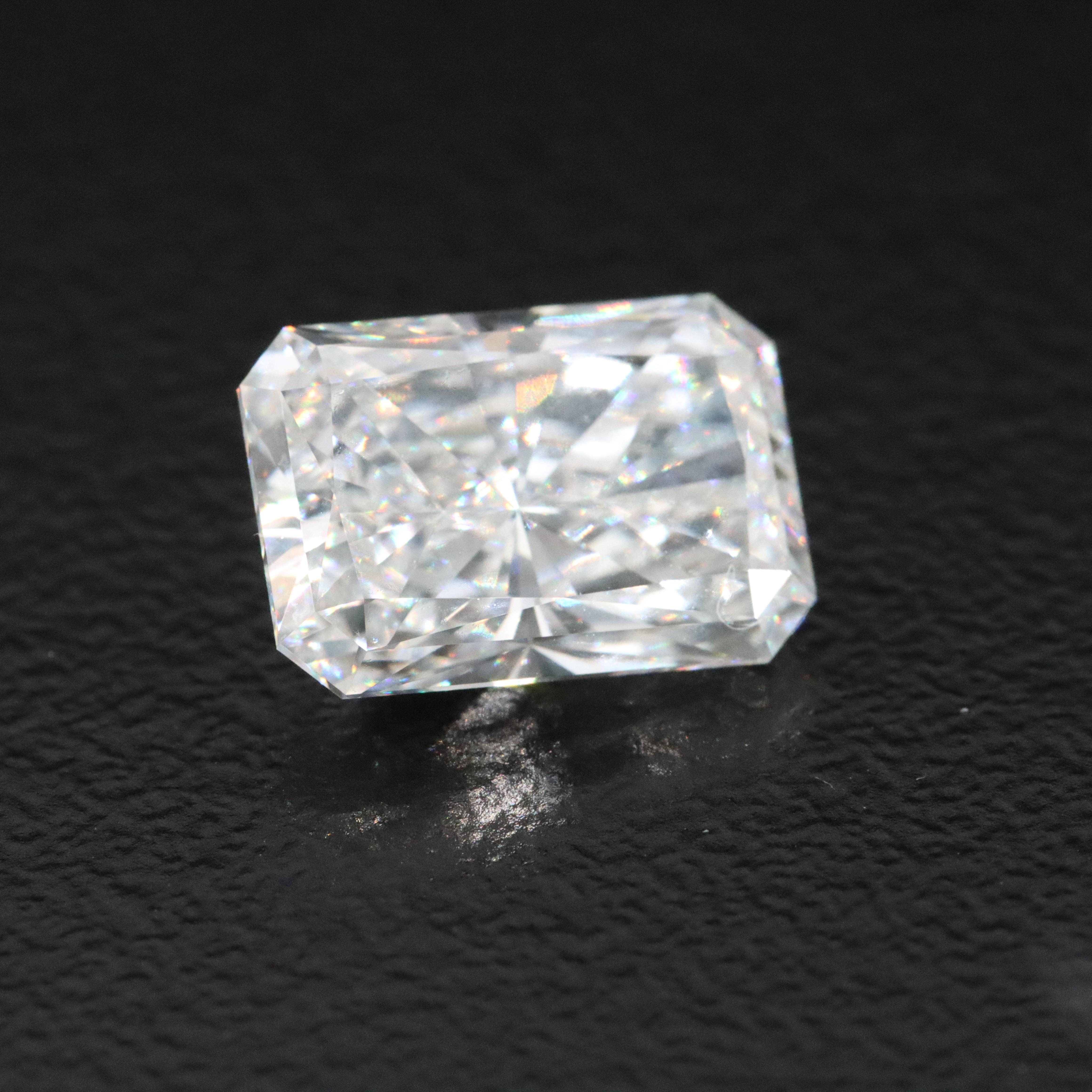 Loose 3.03 CT Lab Grown Diamond with IGI Report