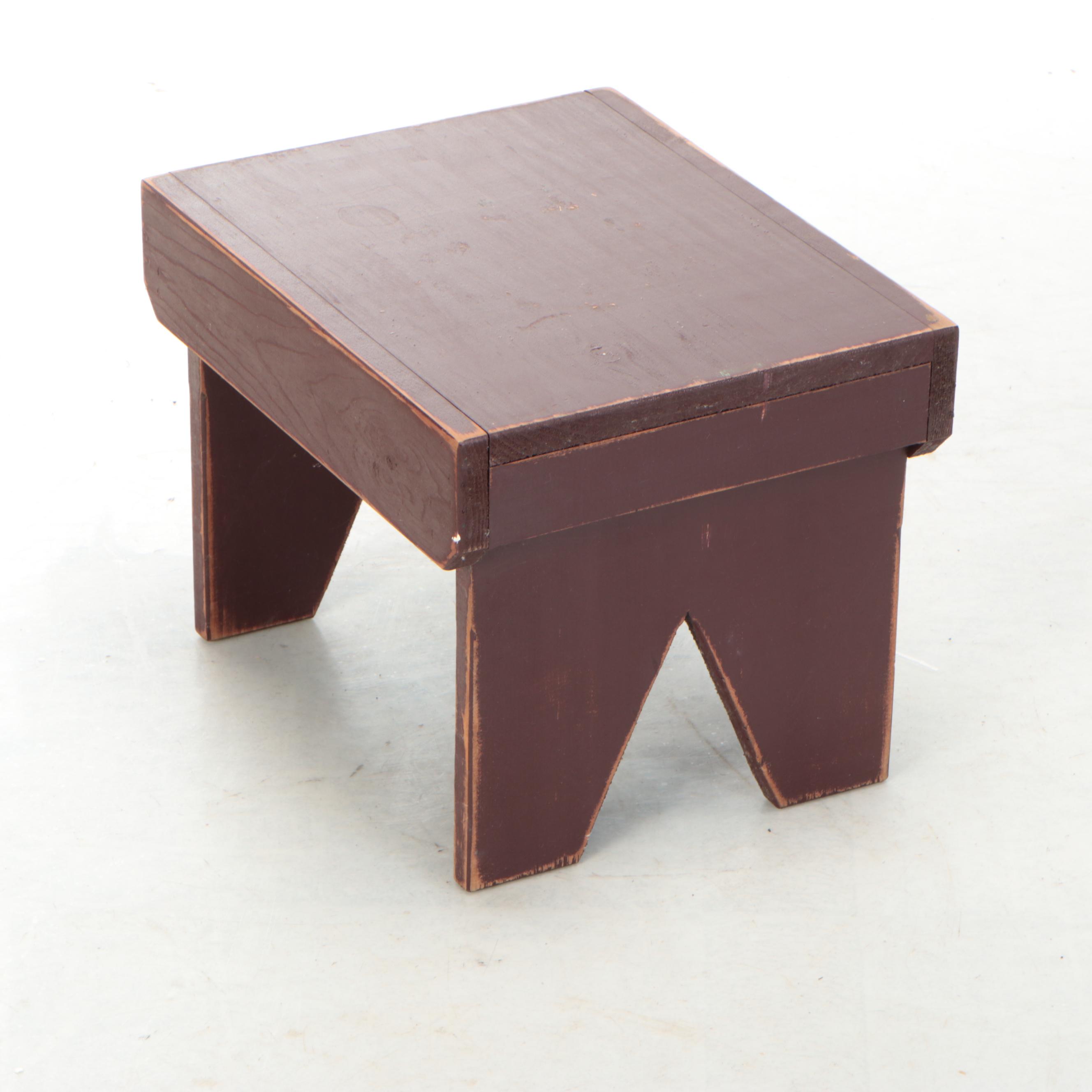 Two American Primitive Painted Bootjack Benches, Mid-20th Century