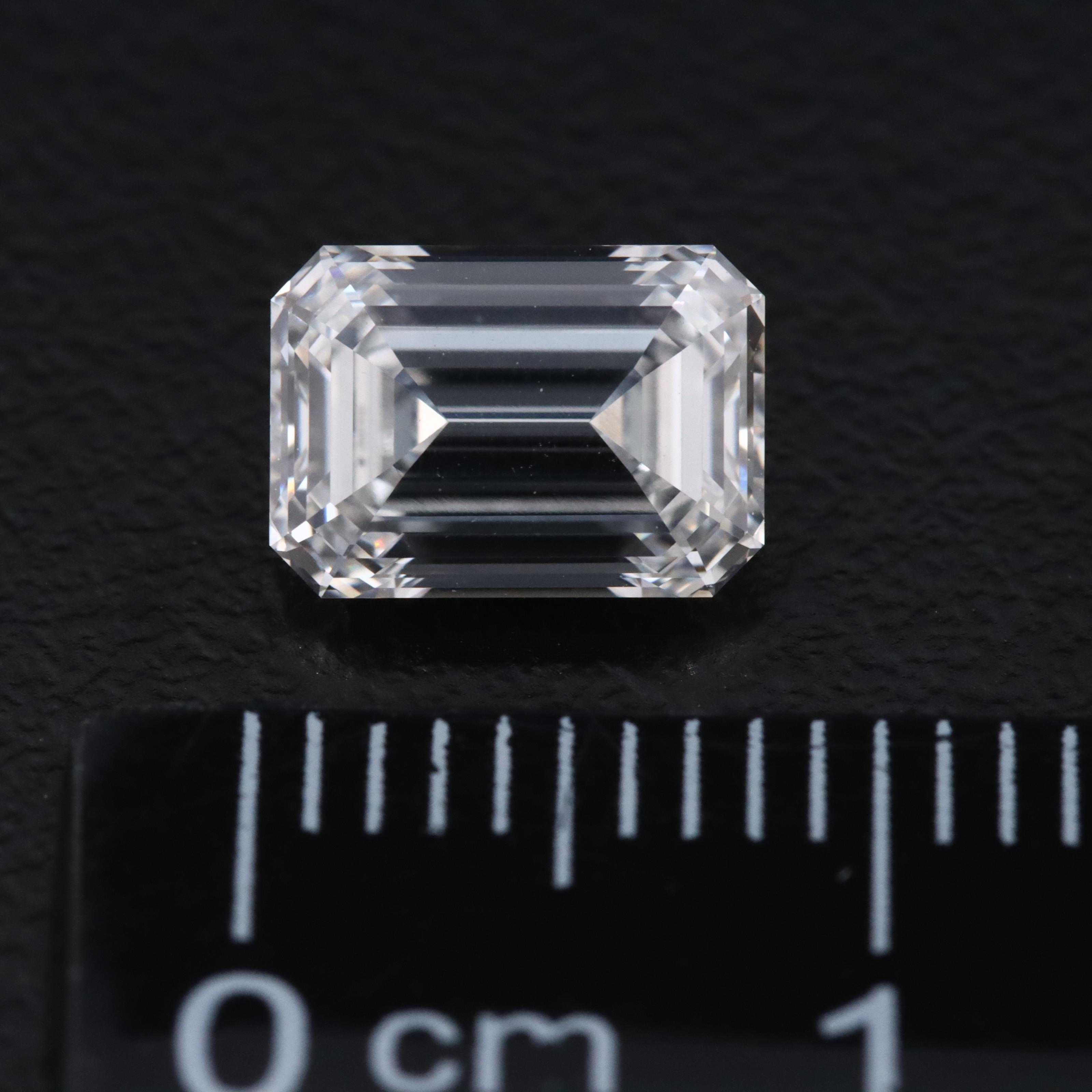 Loose 1.59 CT Lab Grown Diamond with IGI Report