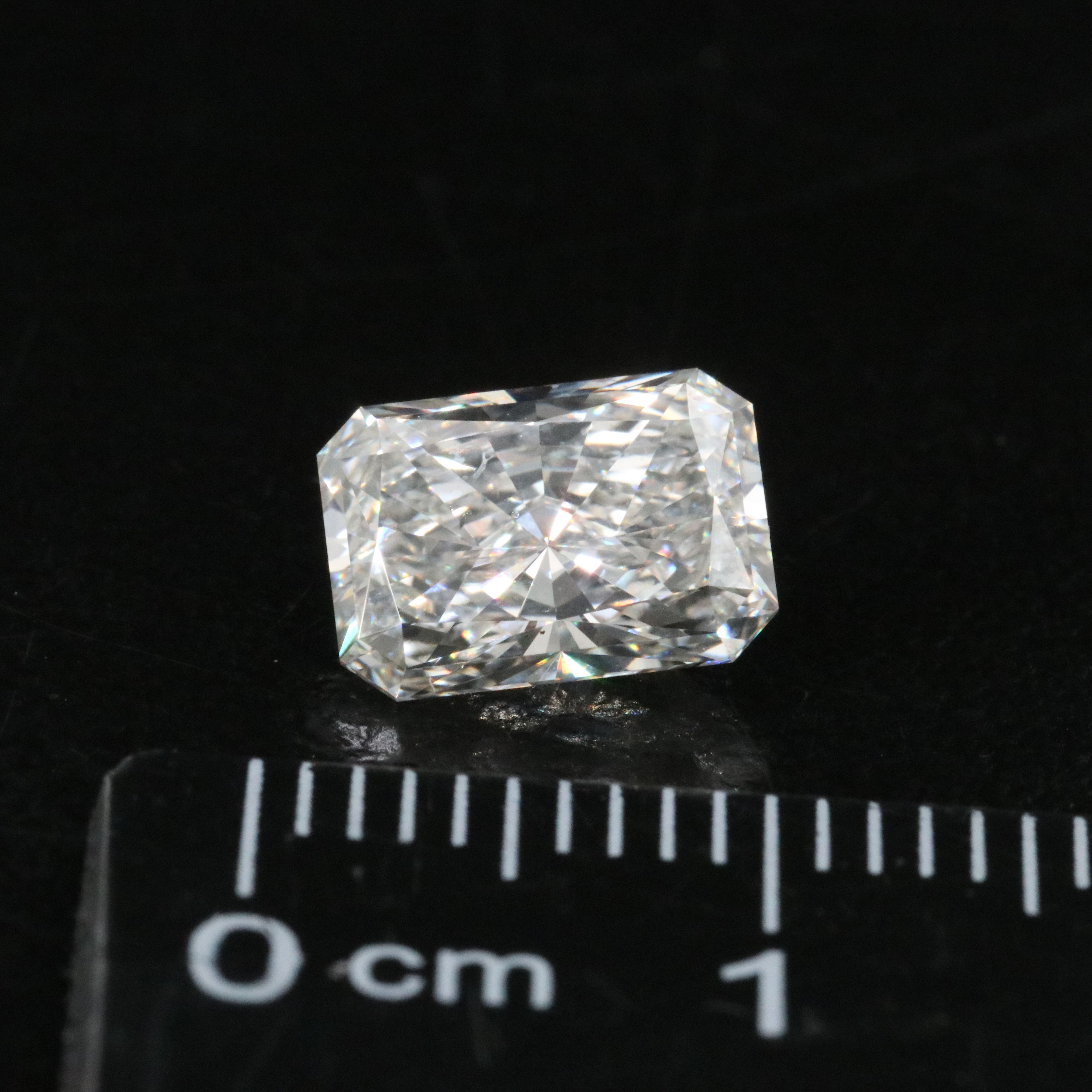 Loose 1.87 CT Lab Grown Diamond with IGI Report