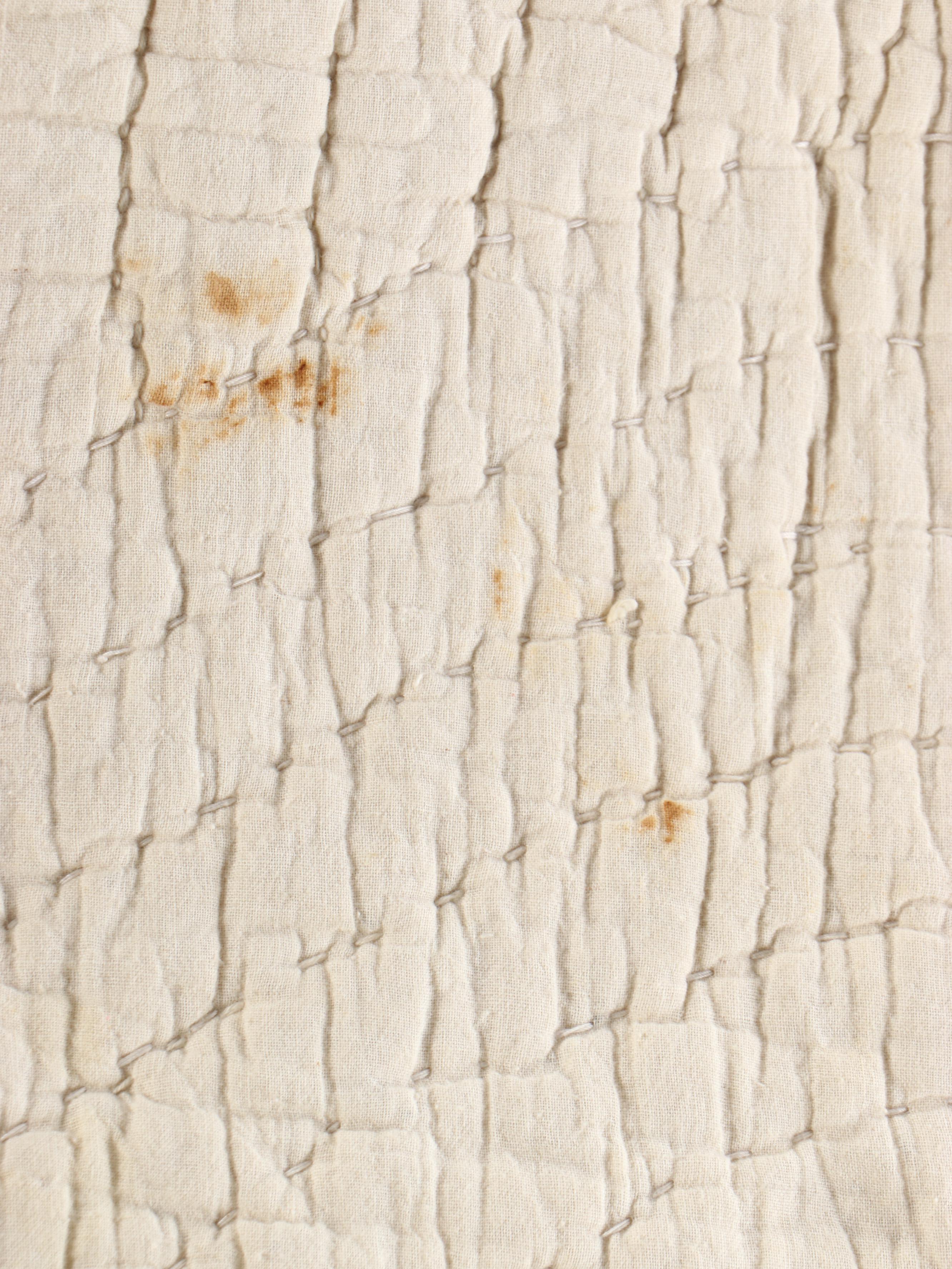 Handmade "Quarter Circle" Block Quilt