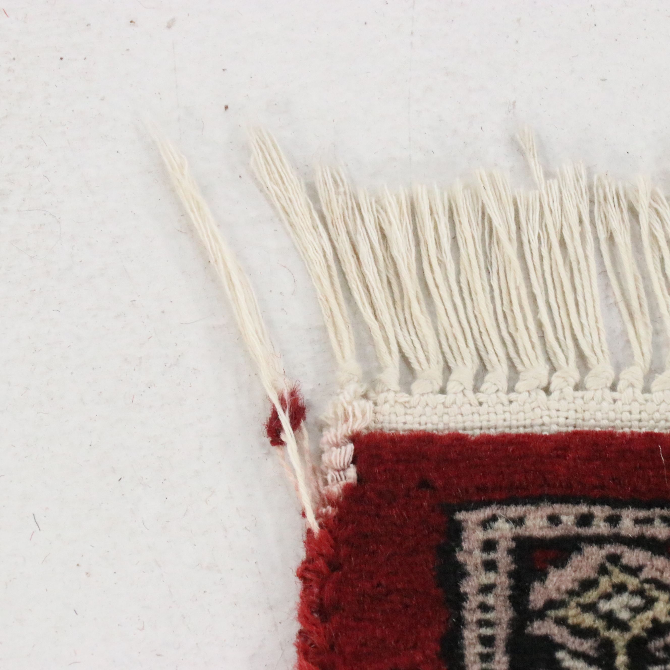 2'7 x 8'5 Hand-Knotted Pakistani Bokhara Carpet Runner