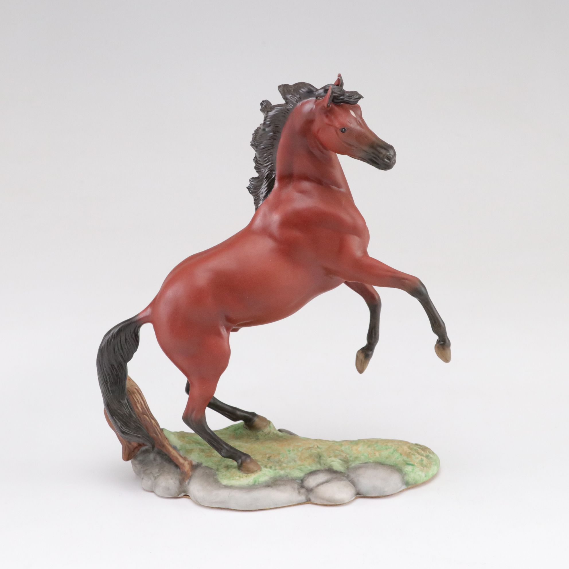 Franklin Mint Hand-Painted Porcelain "The Red Pony" with Two Kaiser Figurines