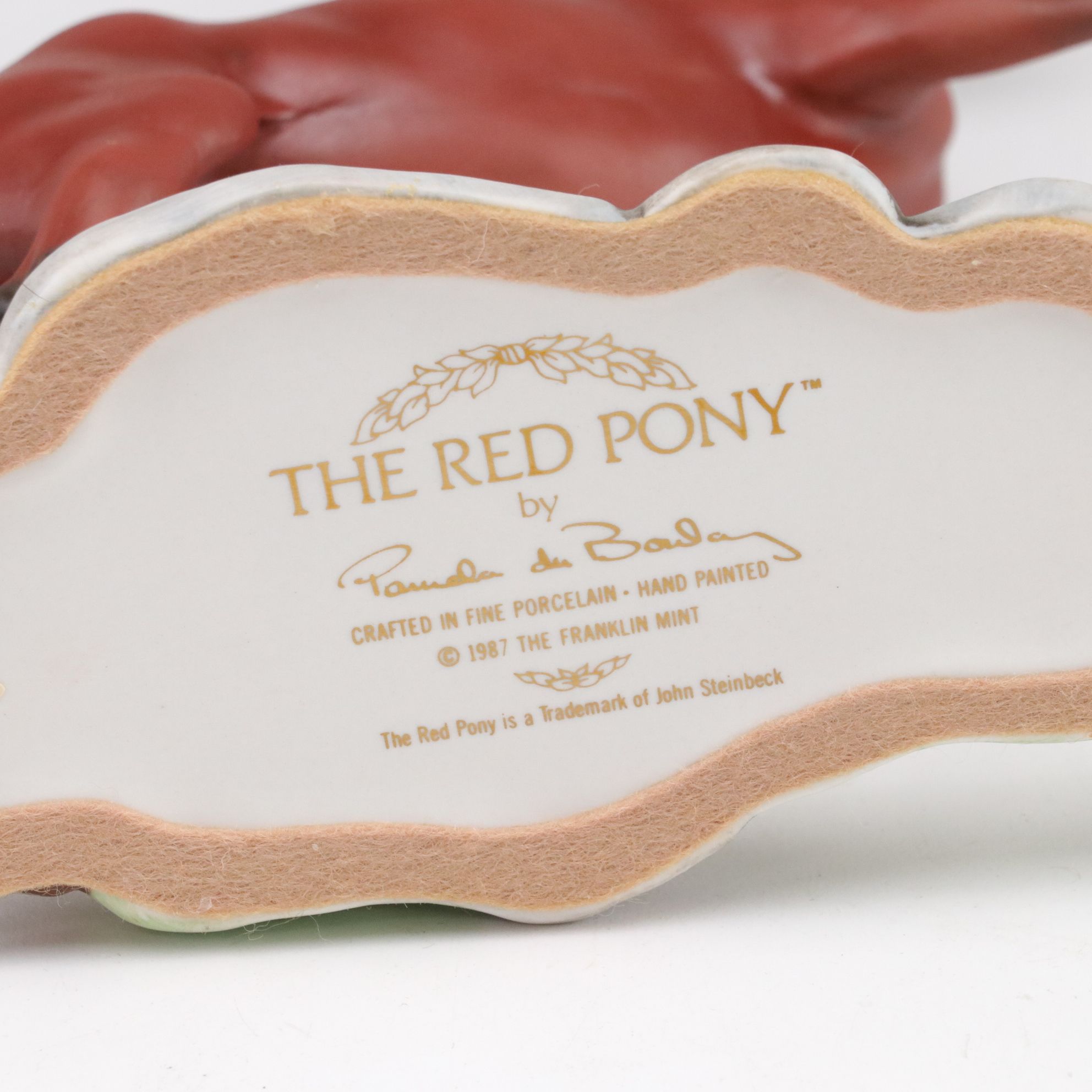Franklin Mint Hand-Painted Porcelain "The Red Pony" with Two Kaiser Figurines