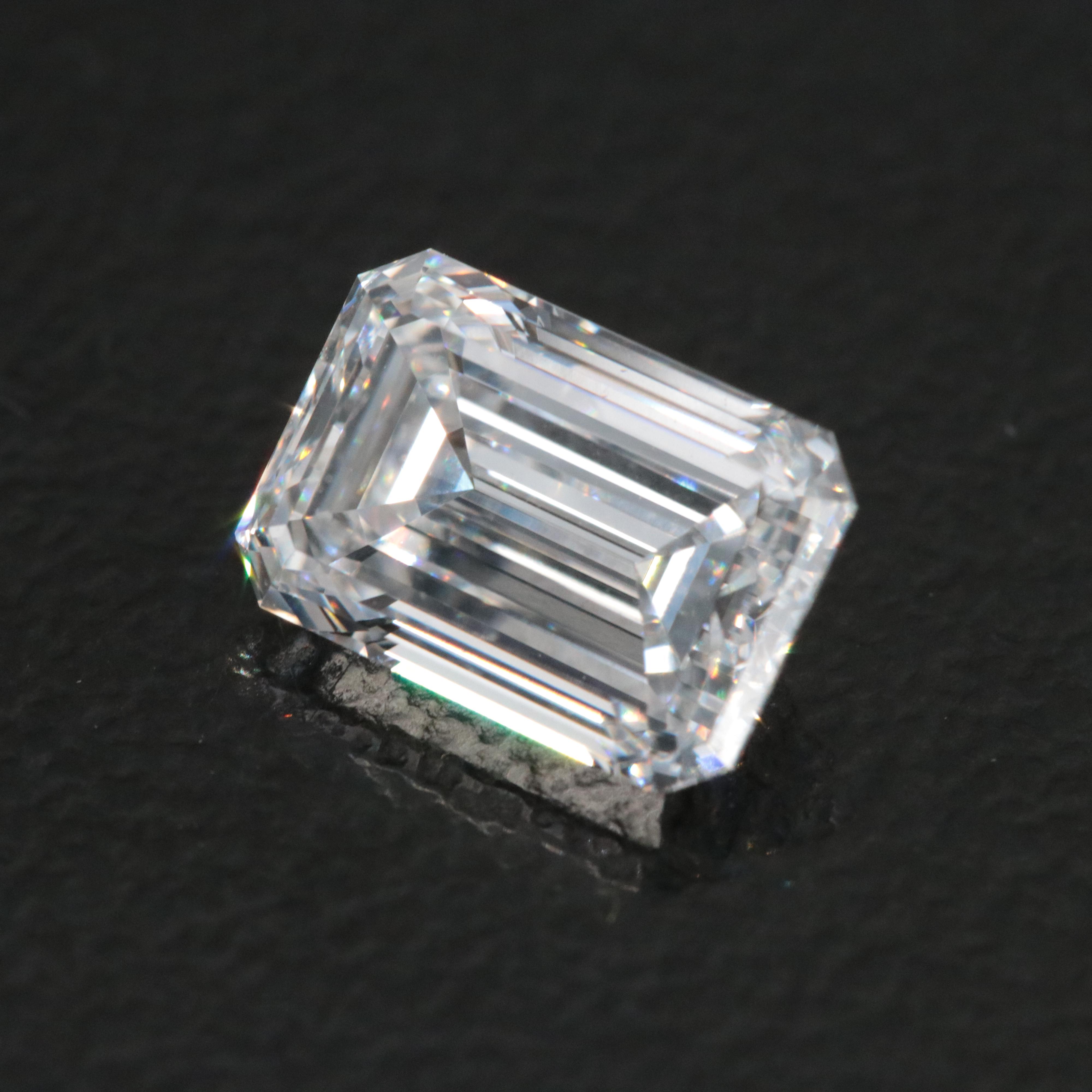 Loose 1.36 CT Lab Grown Diamond with IGI Report