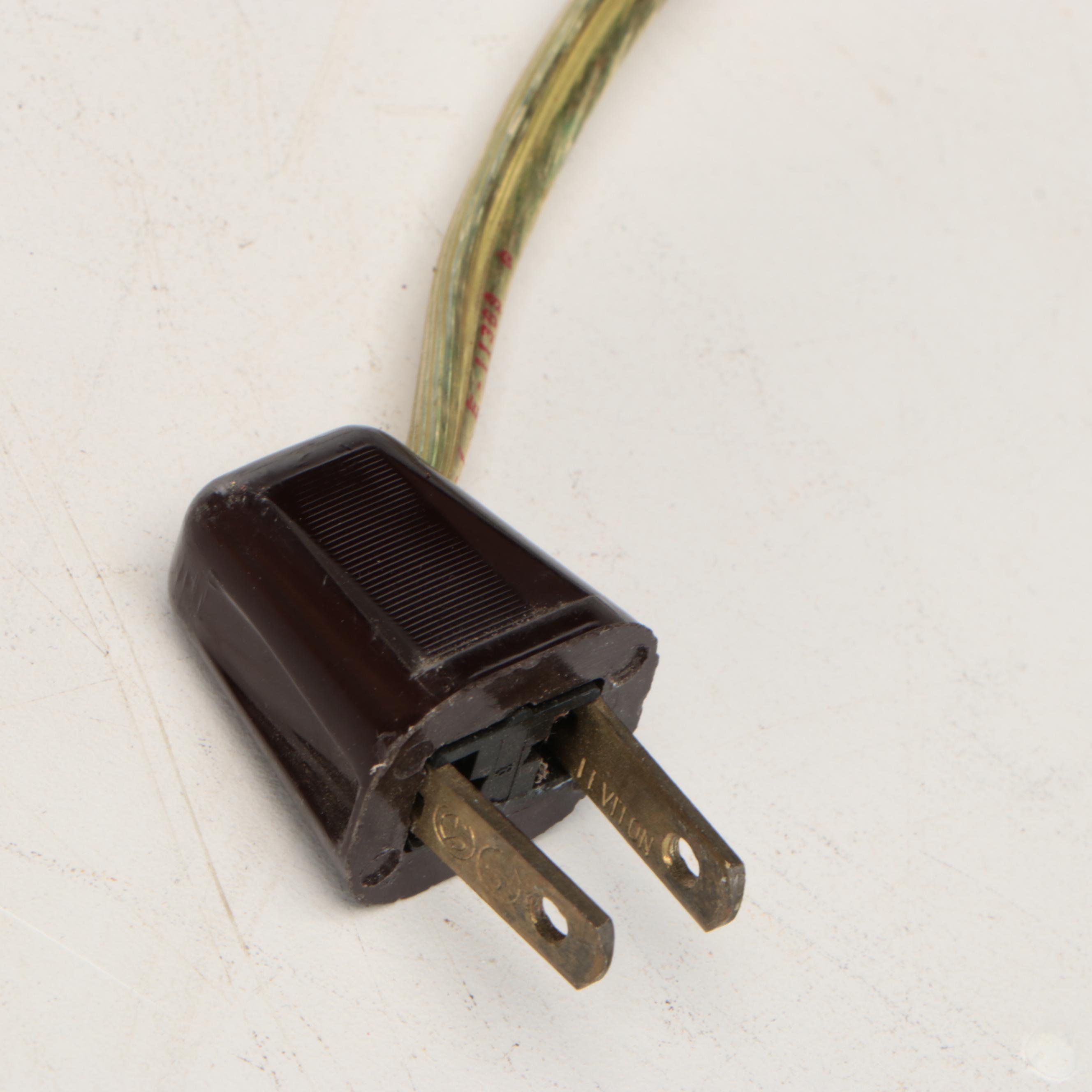 Wateau Style Luster Glaze Figural Ceramic Table Lamp, Mid/ Late 20th Century