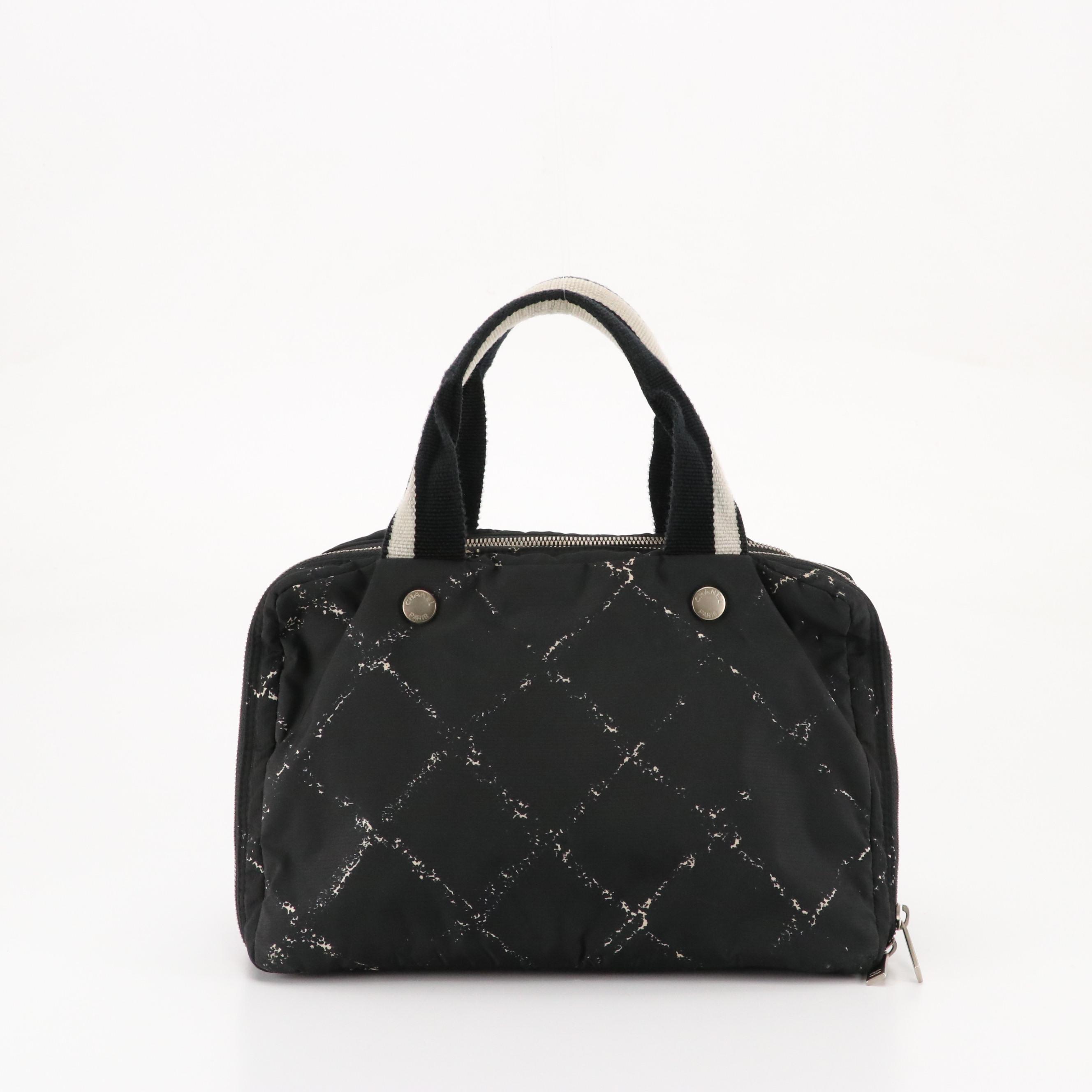 Chanel Travel Ligne Toiletry Tote Bag in Black/White