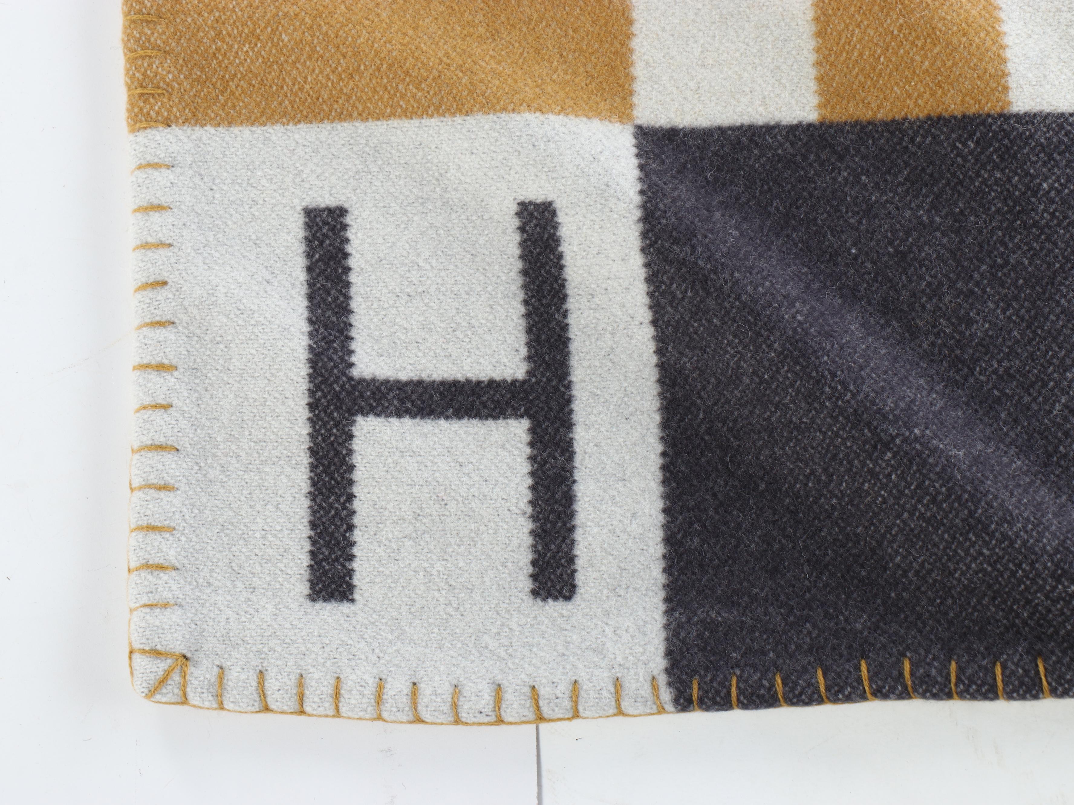 Hermès Merino Wool/Cashmere Blend Avalon H Club Throw Blanket