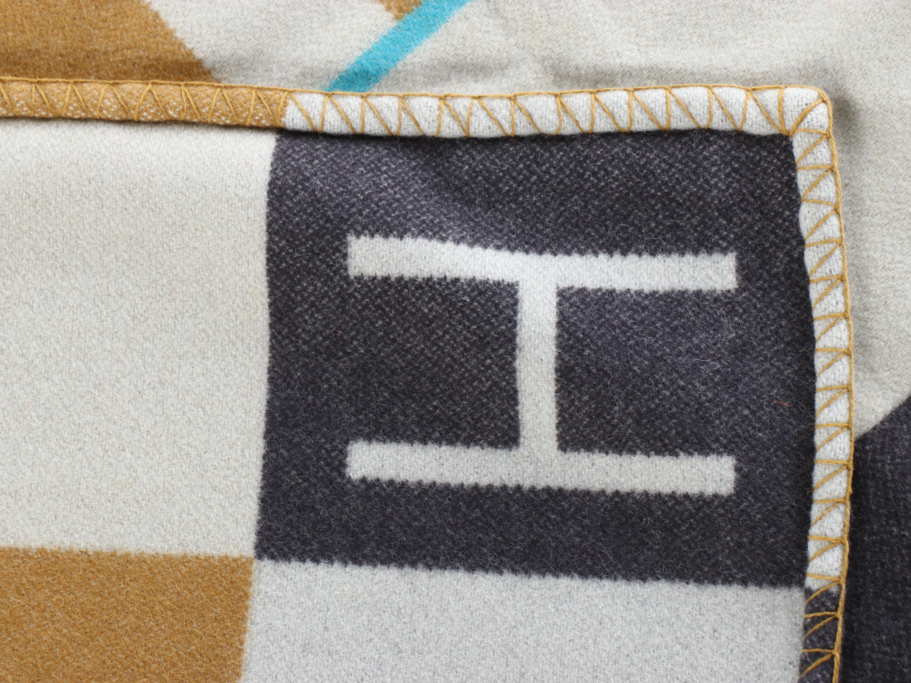 Hermès Merino Wool/Cashmere Blend Avalon H Club Throw Blanket