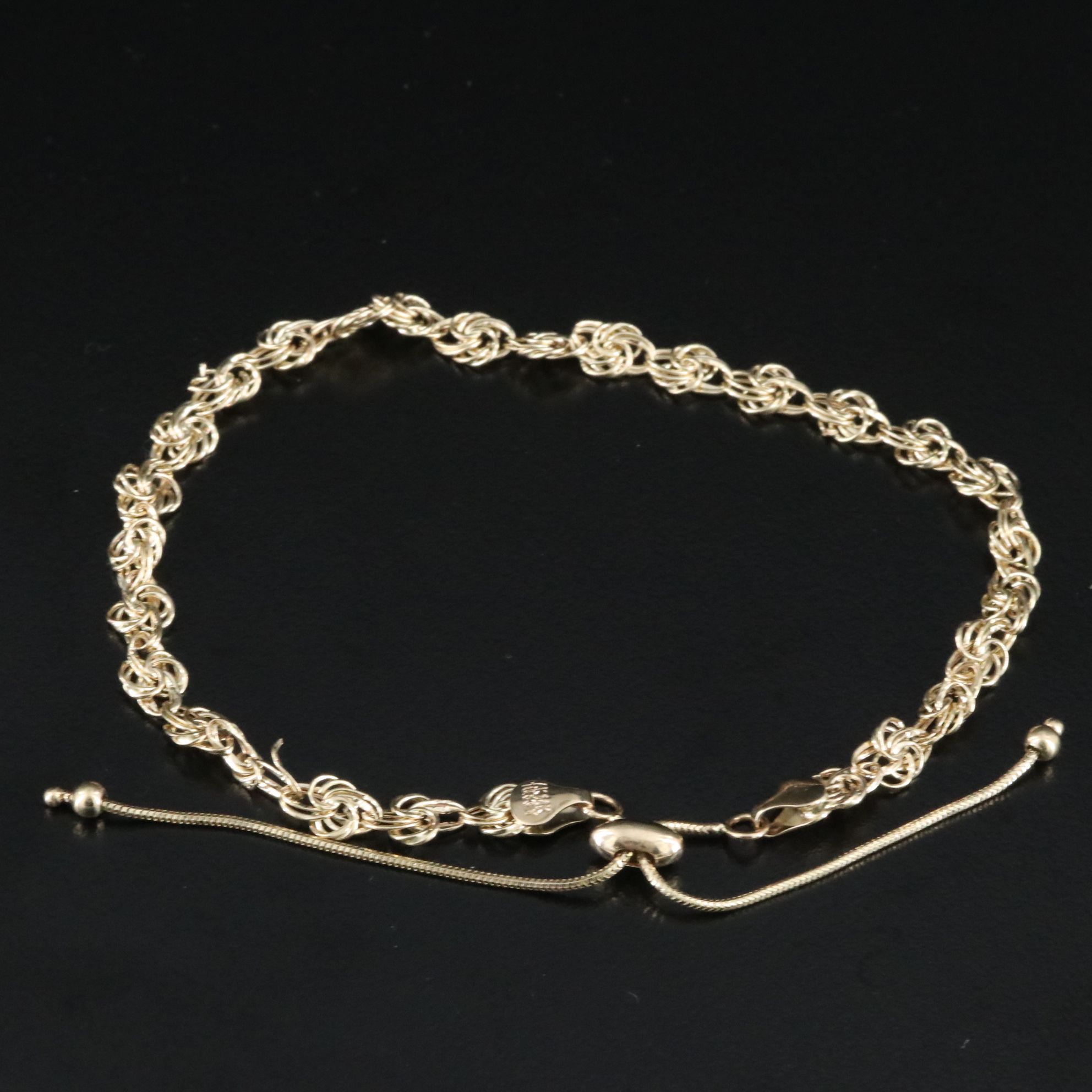 14K Knot Link Bracelet