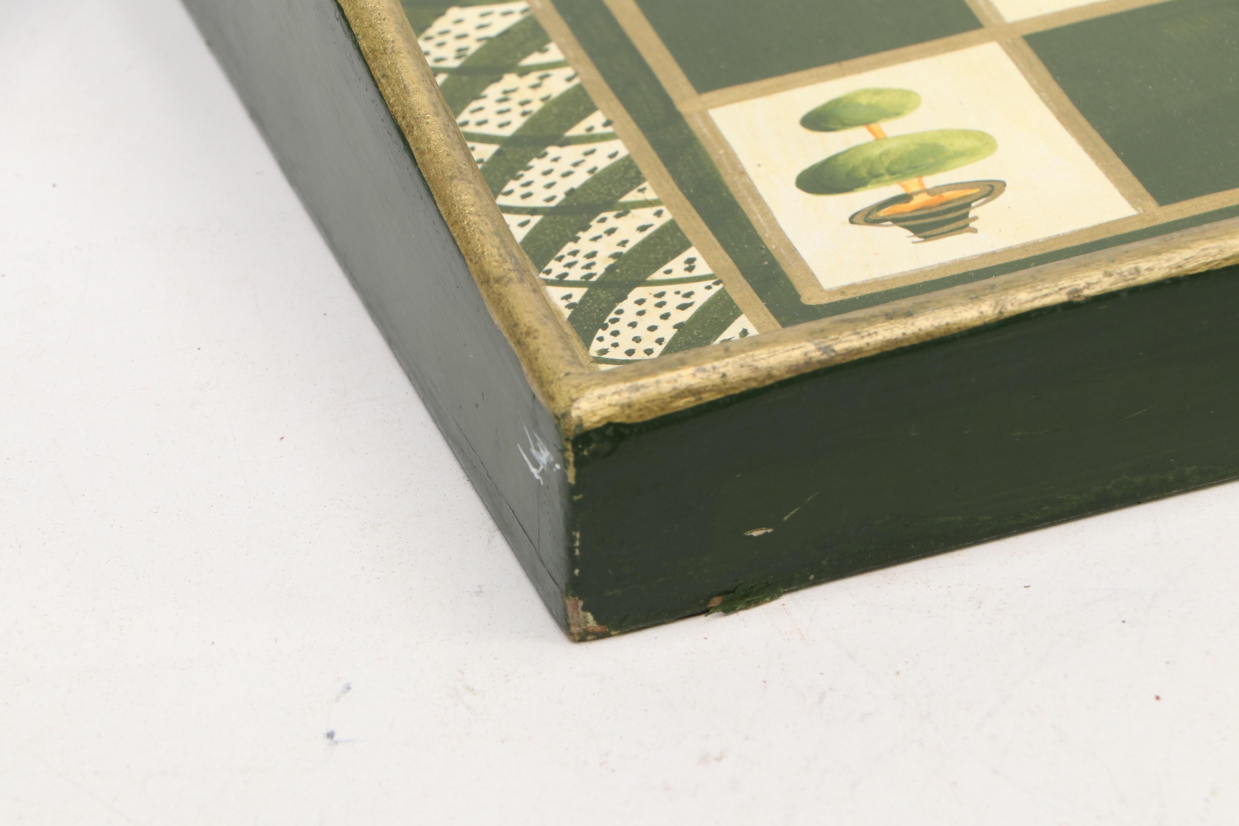 Florentine Armorial Papier-Mâché Bookends and Tray with Other Wooden Tray