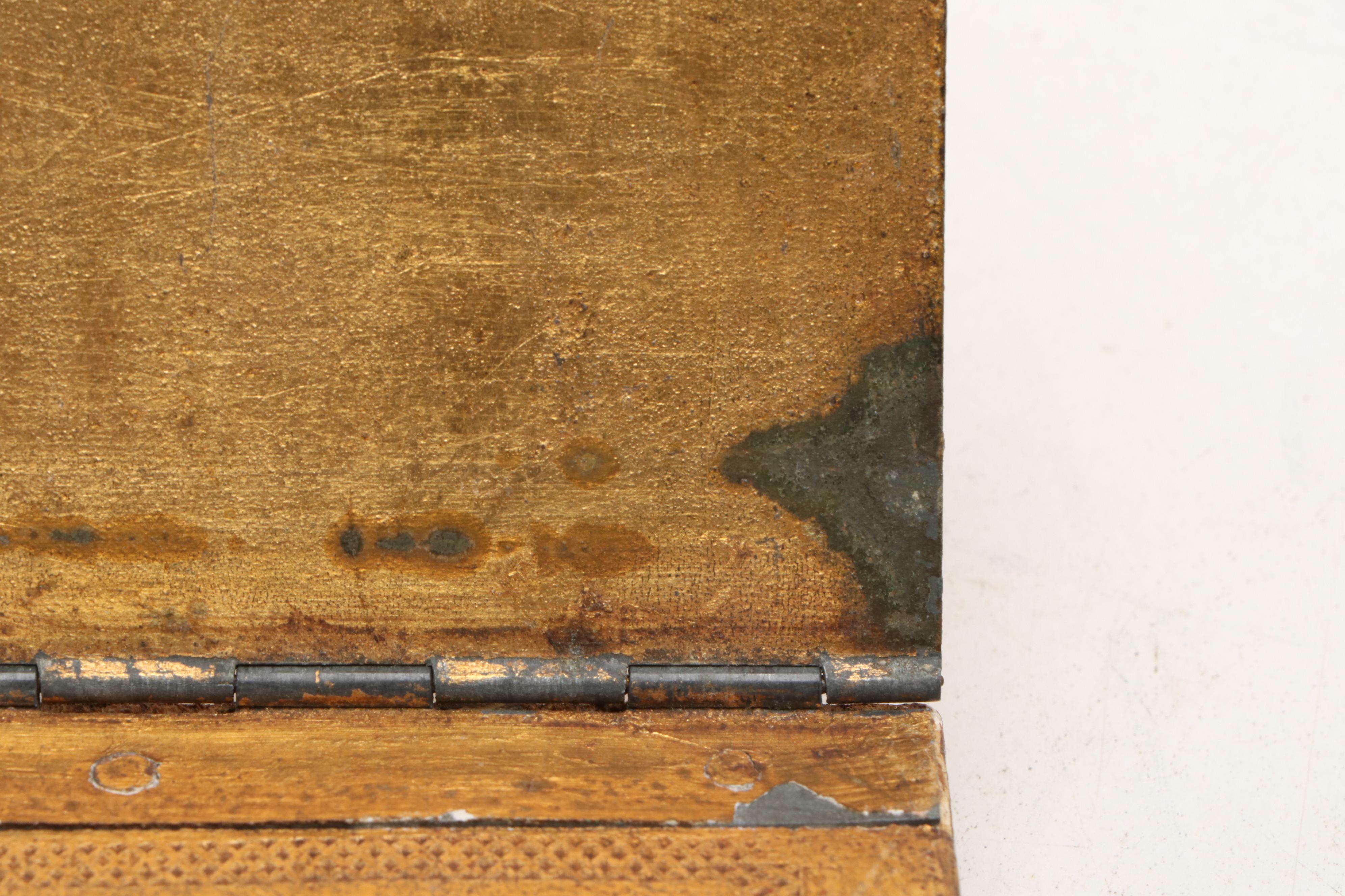 Florentine Armorial Papier-Mâché Bookends and Tray with Other Wooden Tray