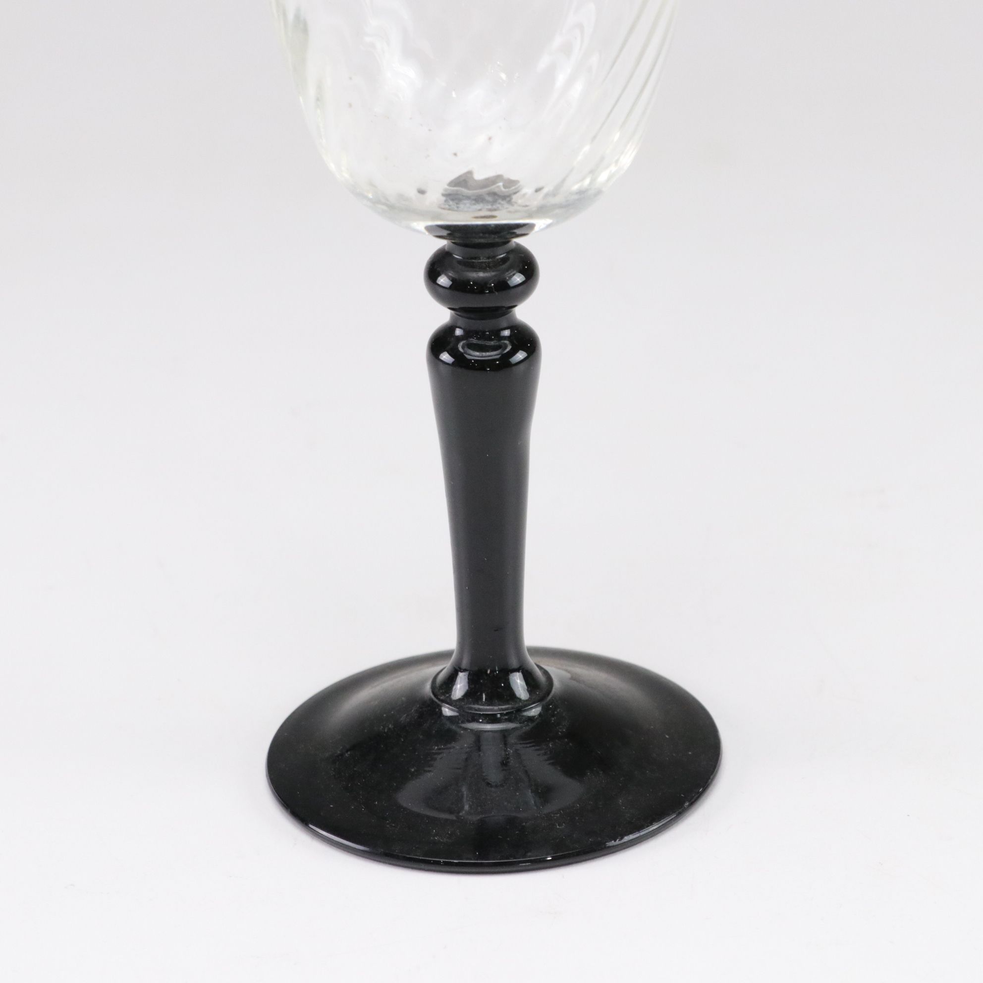 Cristal d'Arques-Durand "Onyx" Wine Glass Set