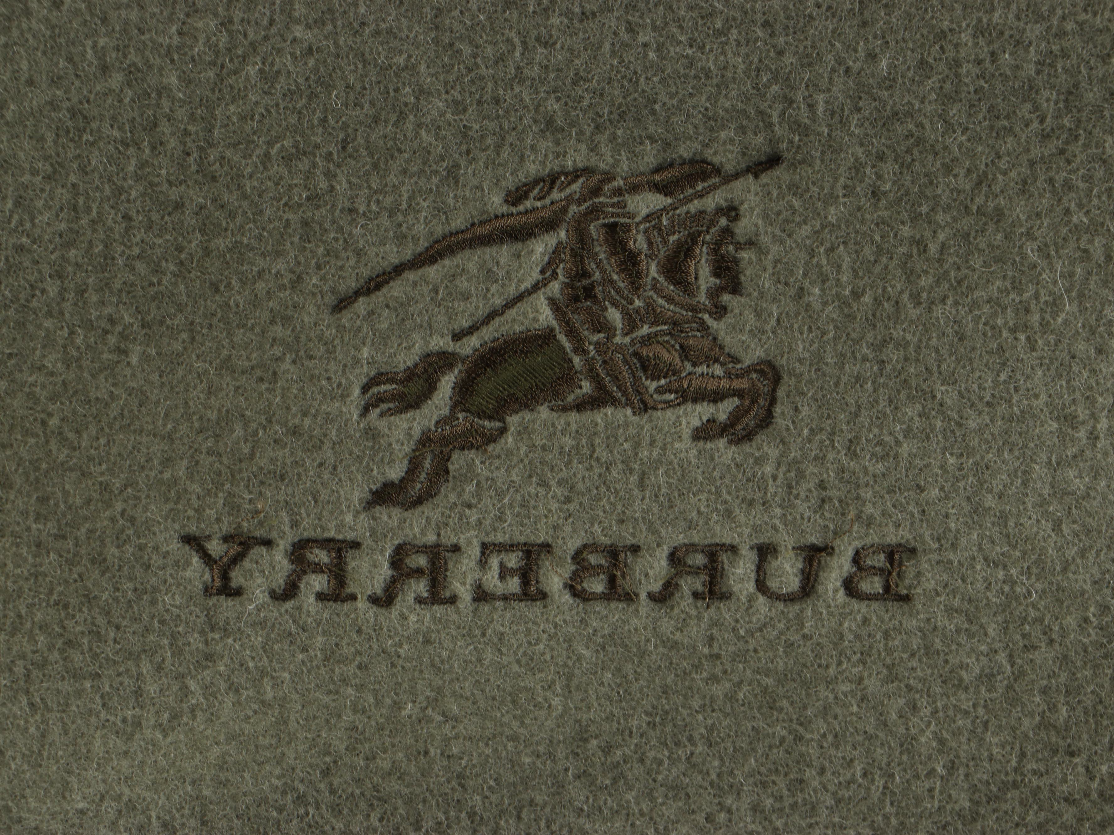 Burberry Twin Blanket in Wool with Nova Check Trim