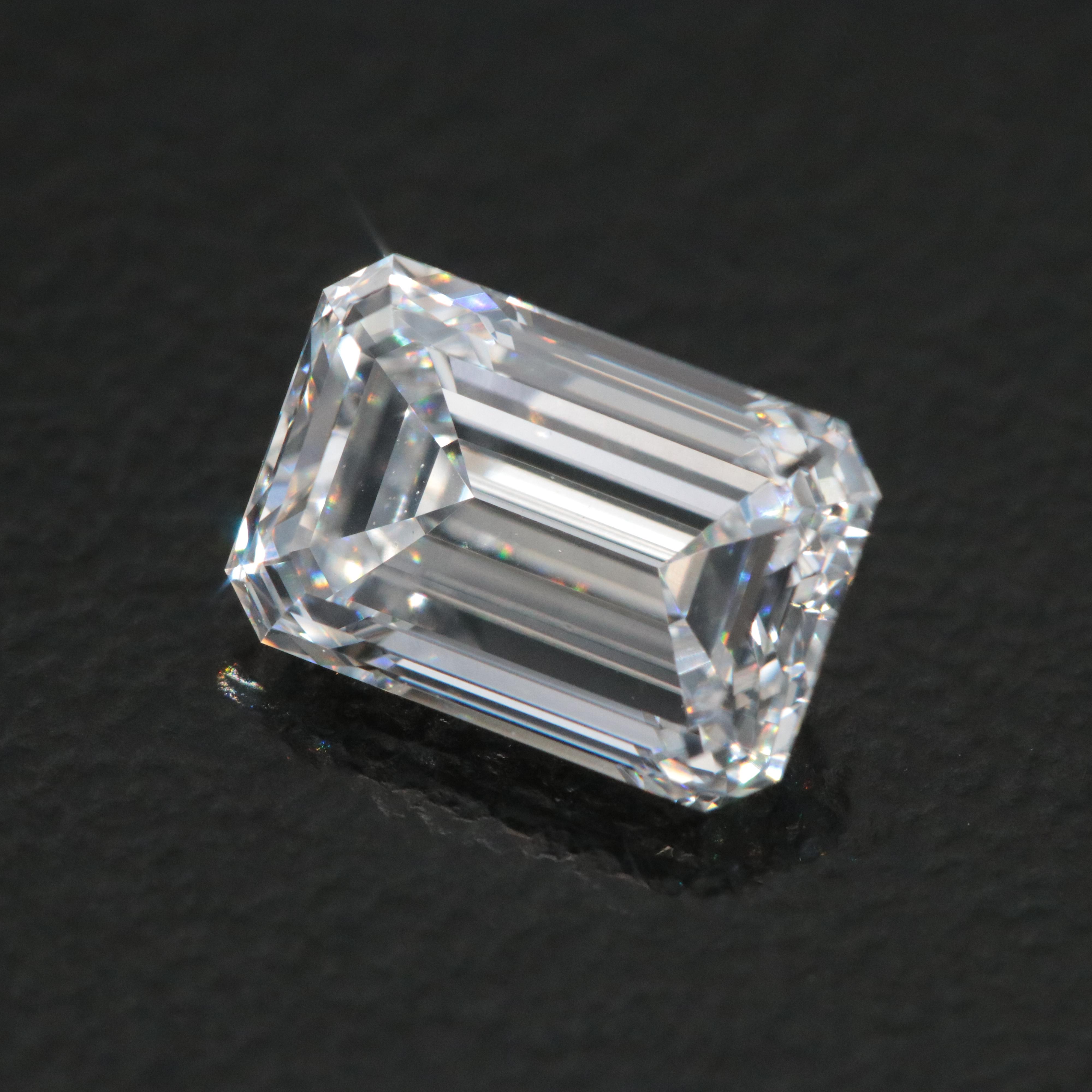 Loose 1.59 CT Lab Grown Diamond with IGI Report