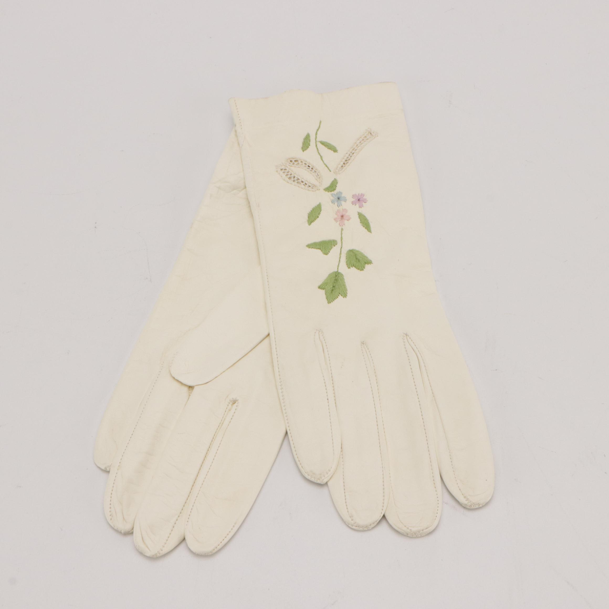 Assorted Length Lambskin Leather Gloves Featuring Kislav