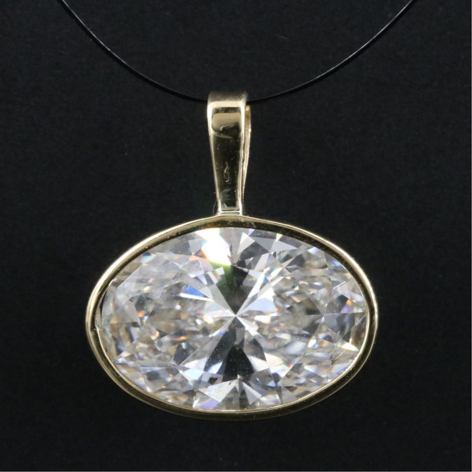 18K 3.55 CT Lab Grown Diamond Pendant with IGI Report