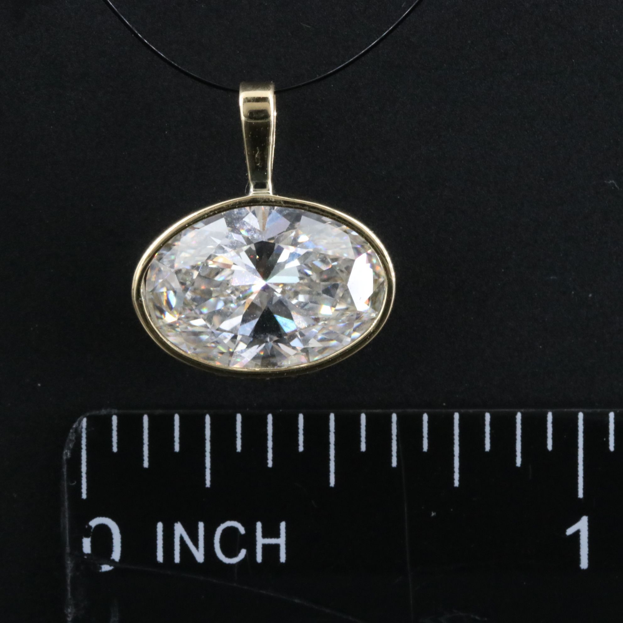 18K 3.55 CT Lab Grown Diamond Pendant with IGI Report