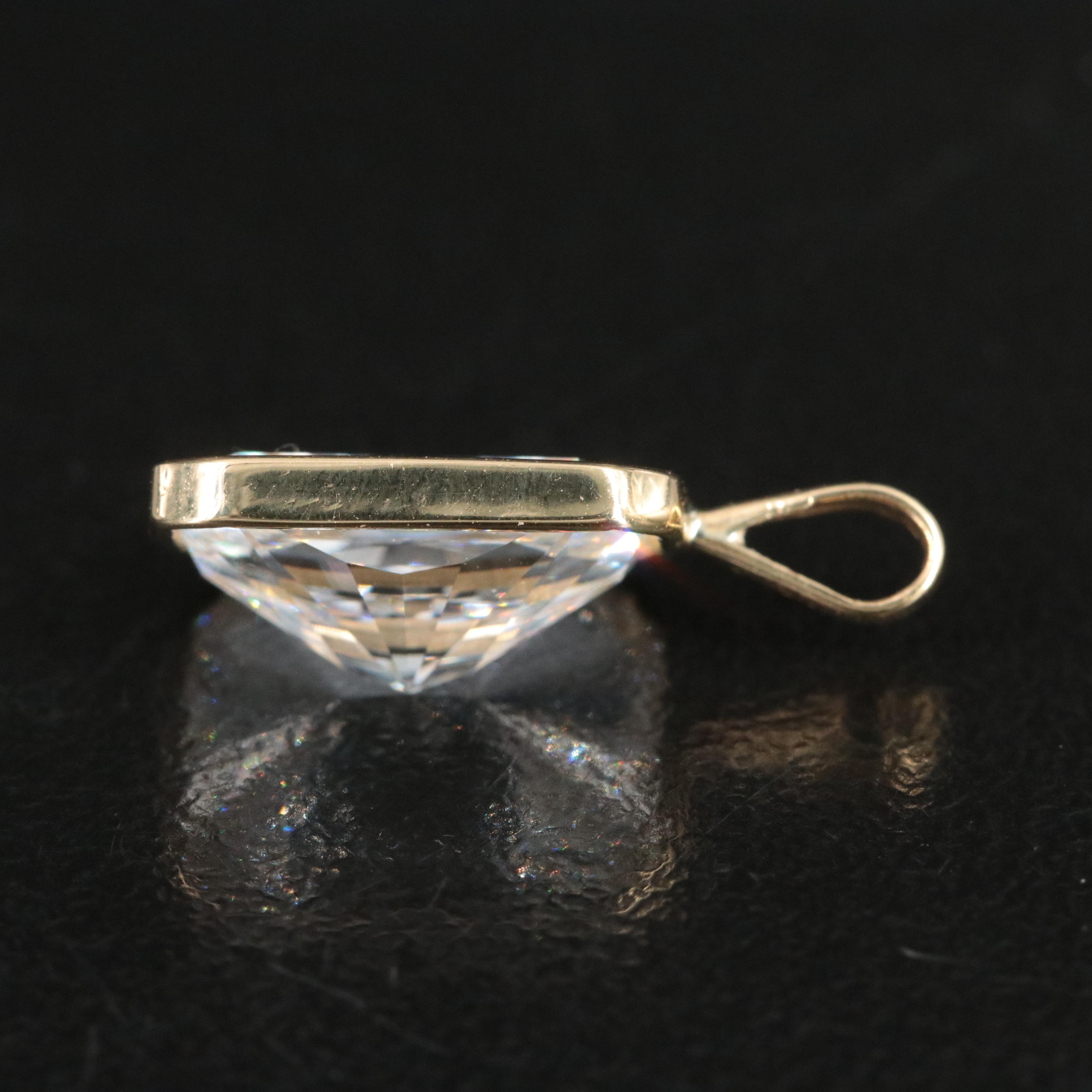 18K 3.04 CT Lab Grown Diamond Pendant with IGI Report