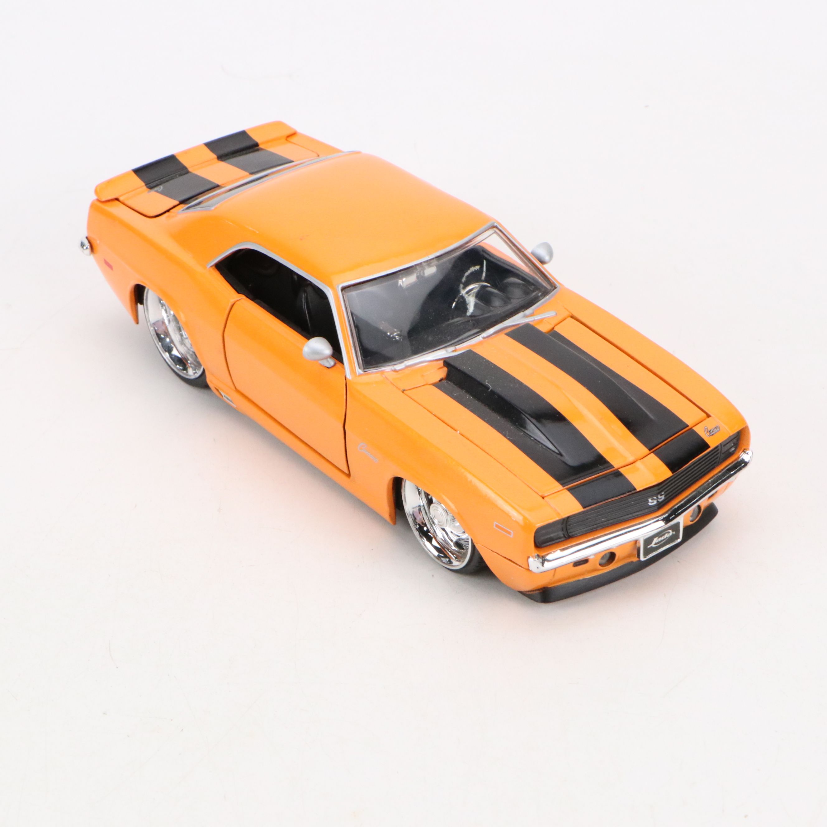 Jada Toys, Topper Johnny Lightning, Lesney and More Toy Cars