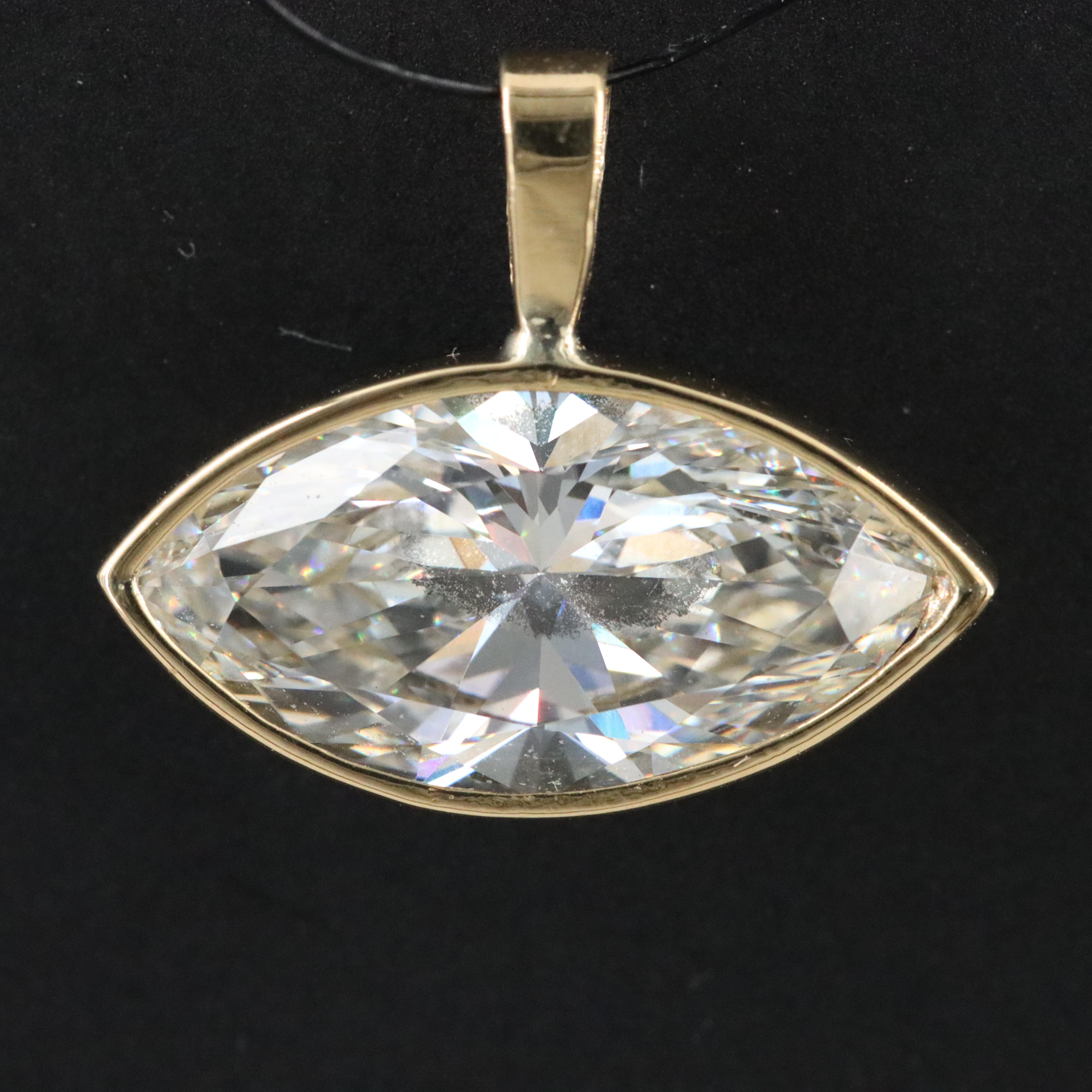 18K 3.09 CT Lab Grown Diamond Pendant with IGI Report