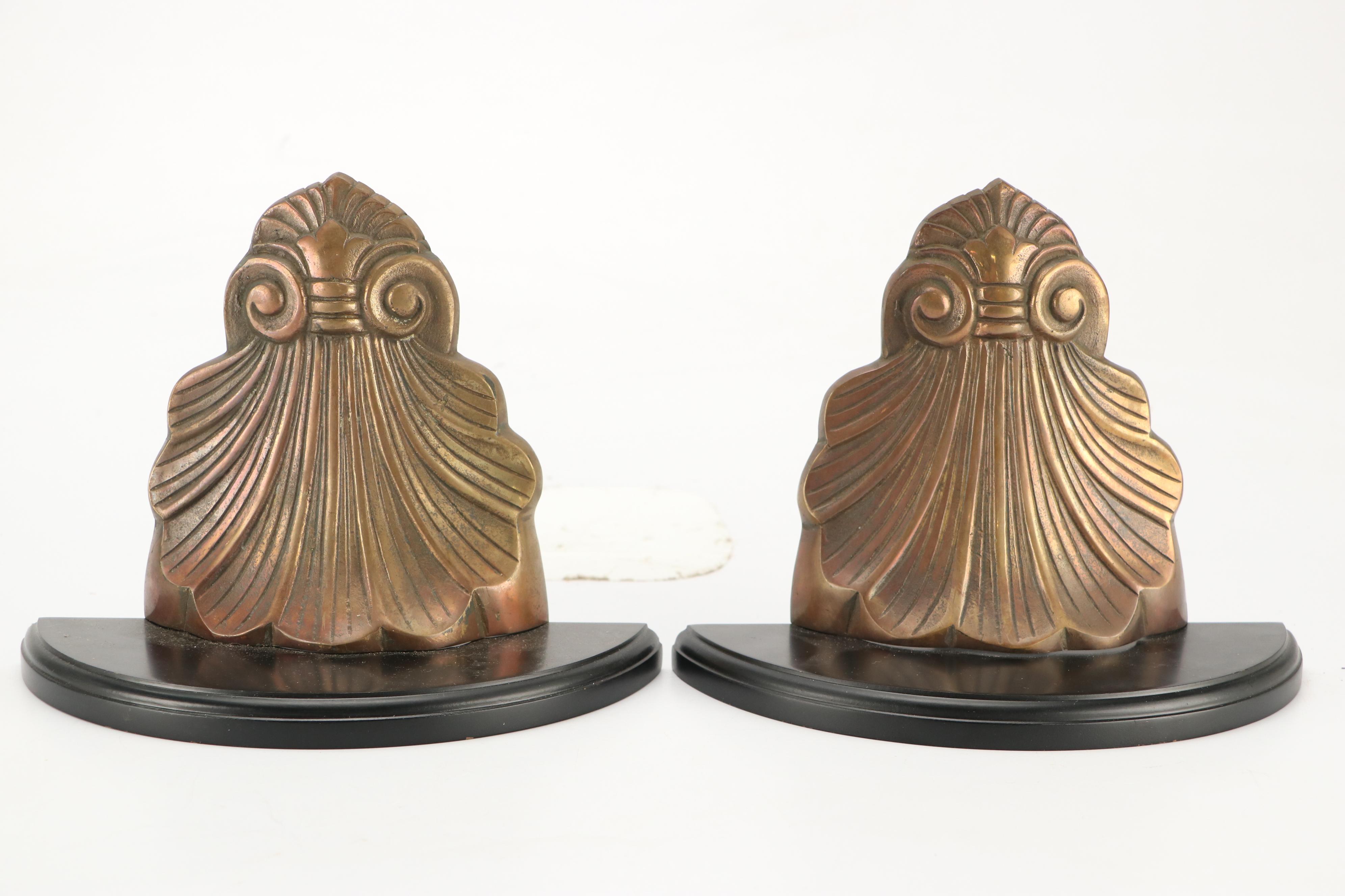 Royal Doulton "The Old Balloon Seller" with Shakespeare Plate and Sconce Shelves