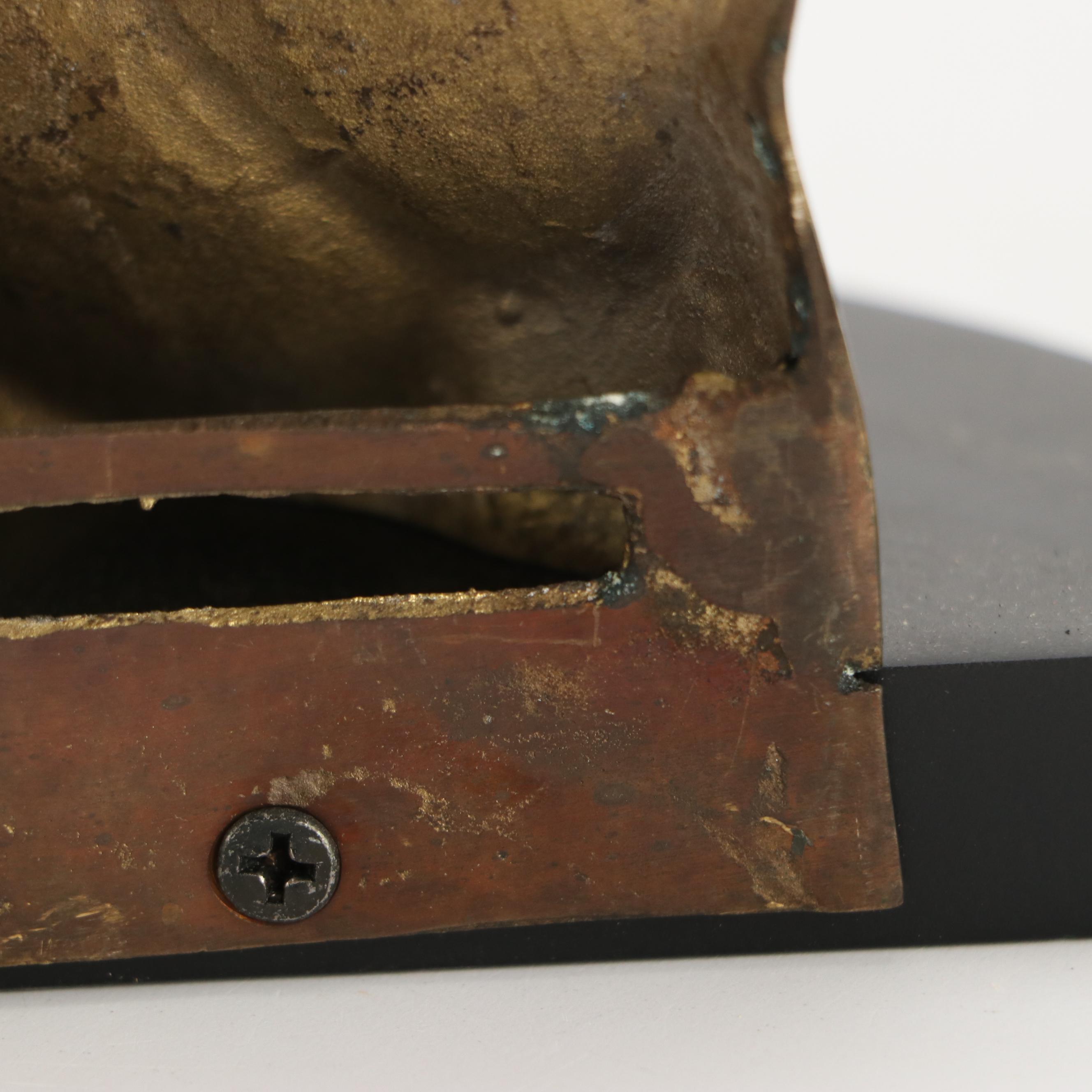 Royal Doulton "The Old Balloon Seller" with Shakespeare Plate and Sconce Shelves