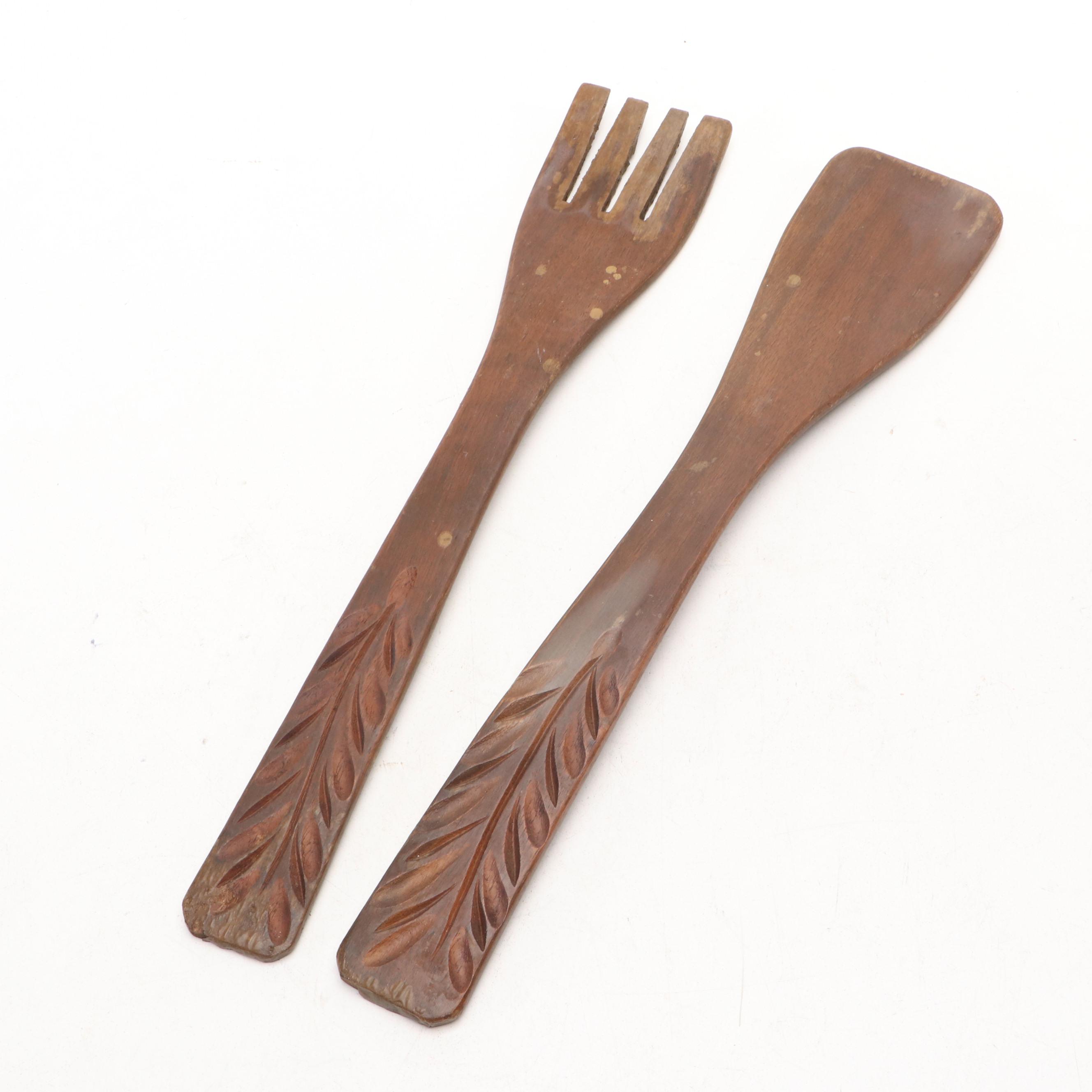 Polynesian Style Hand-Carved Wooden Bookends with Mexican Folk Art Bowl