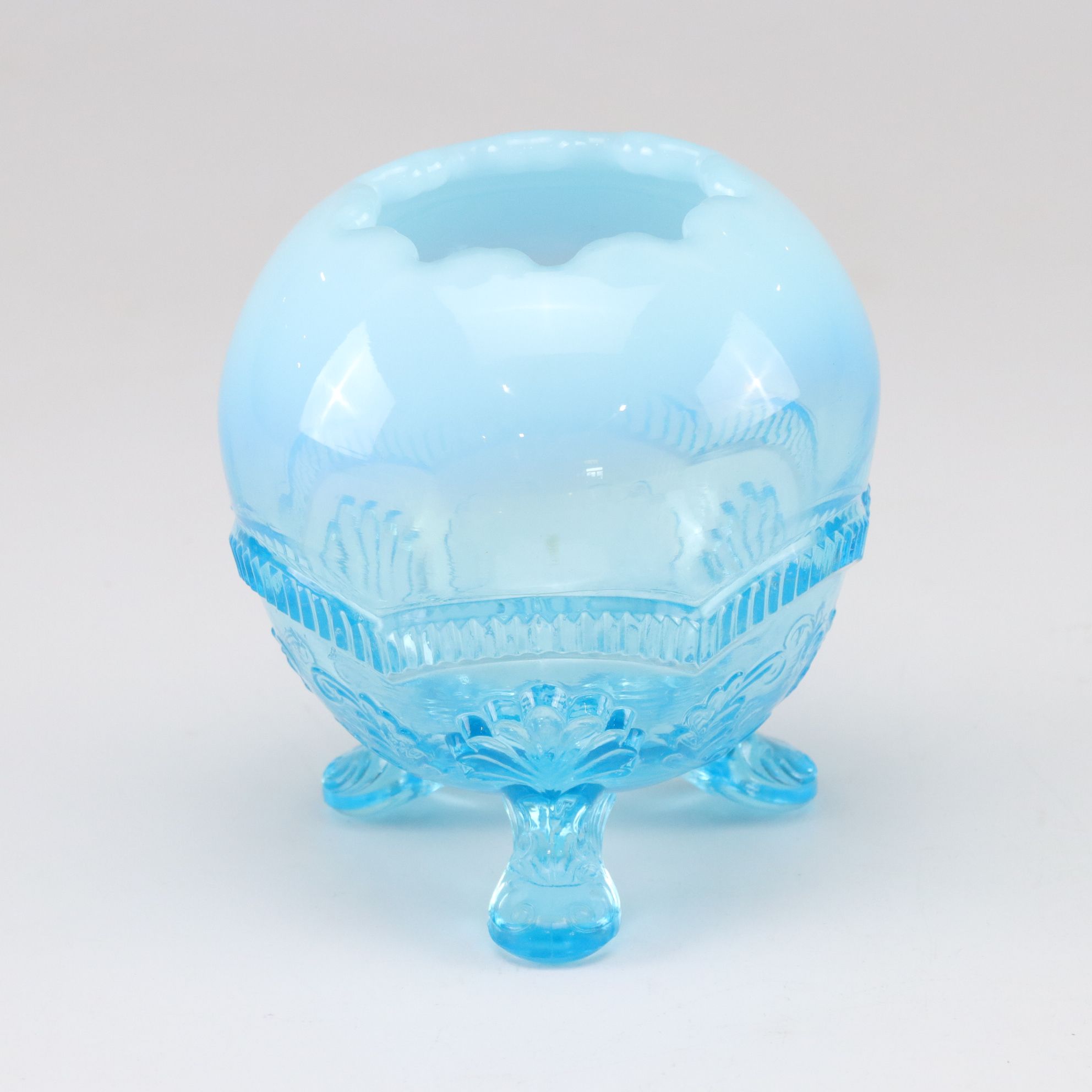 Model Flint "Wreath & Shell" Opalescent Aqua Blue Vase with Fenton Milk Glass