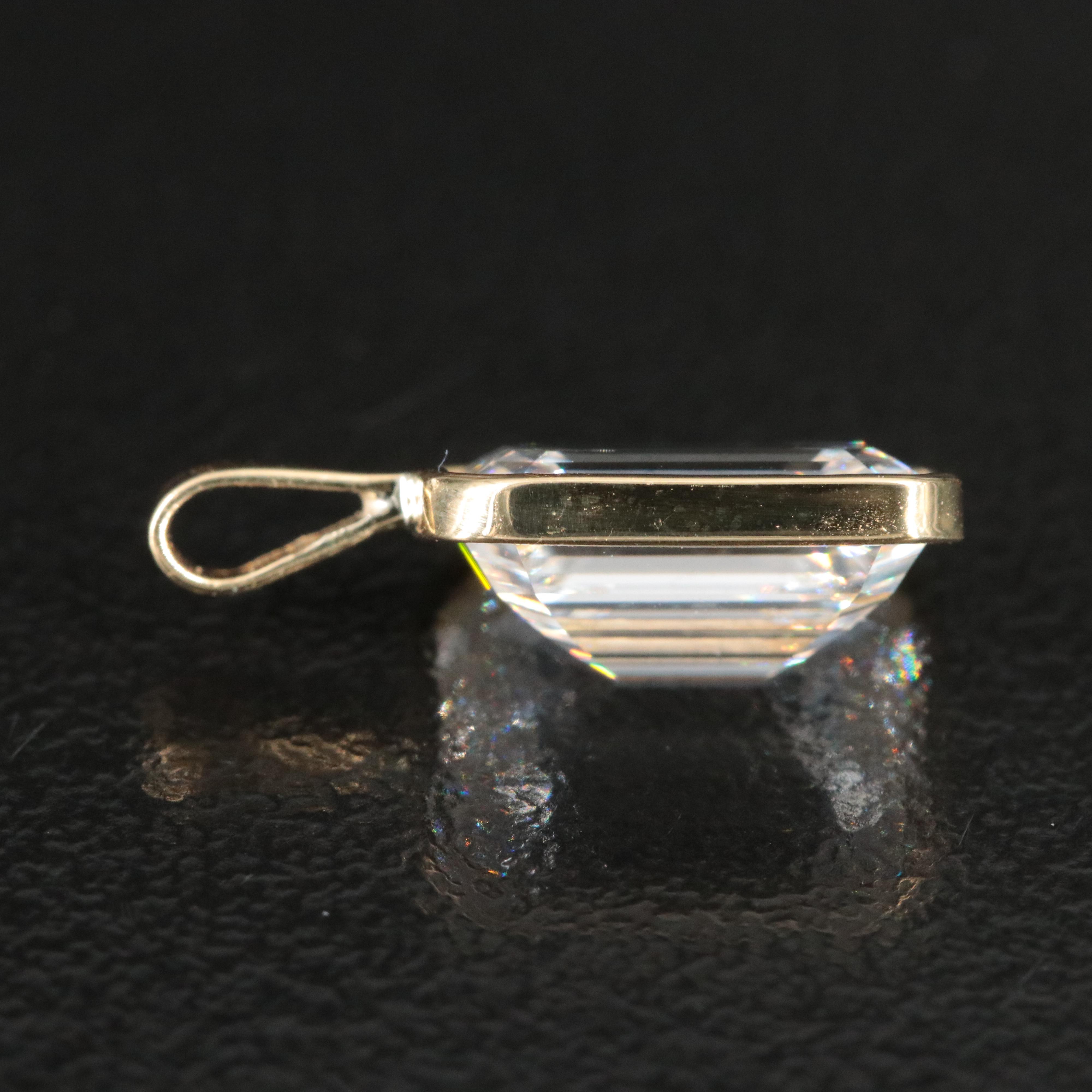 18K 3.07 CT Lab Grown Diamond Pendant with IGI Report