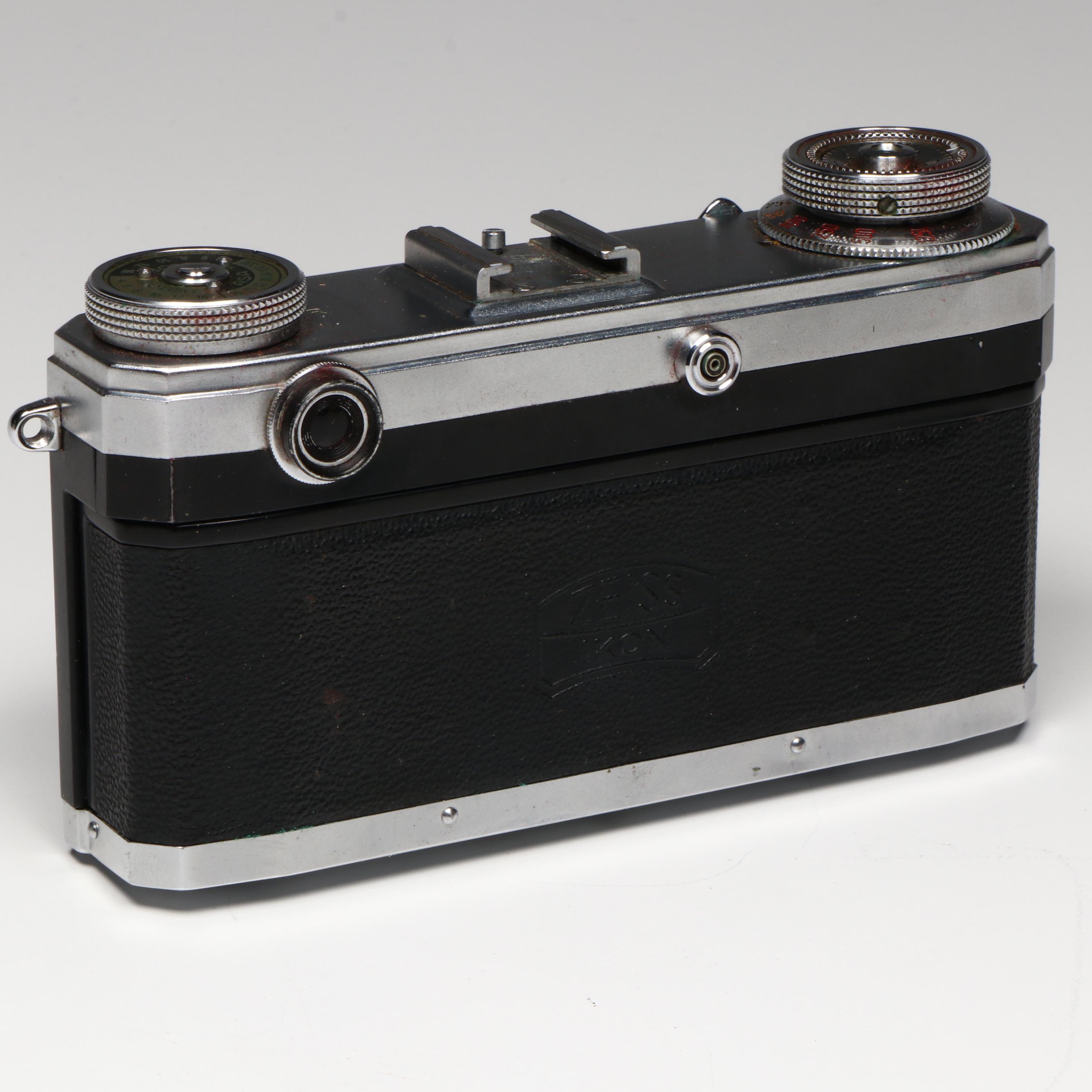 Zeiss Ikon Contax IIa Rangefinder Camera and 50mm f1.5 Carl Zeiss Sonnar Lens