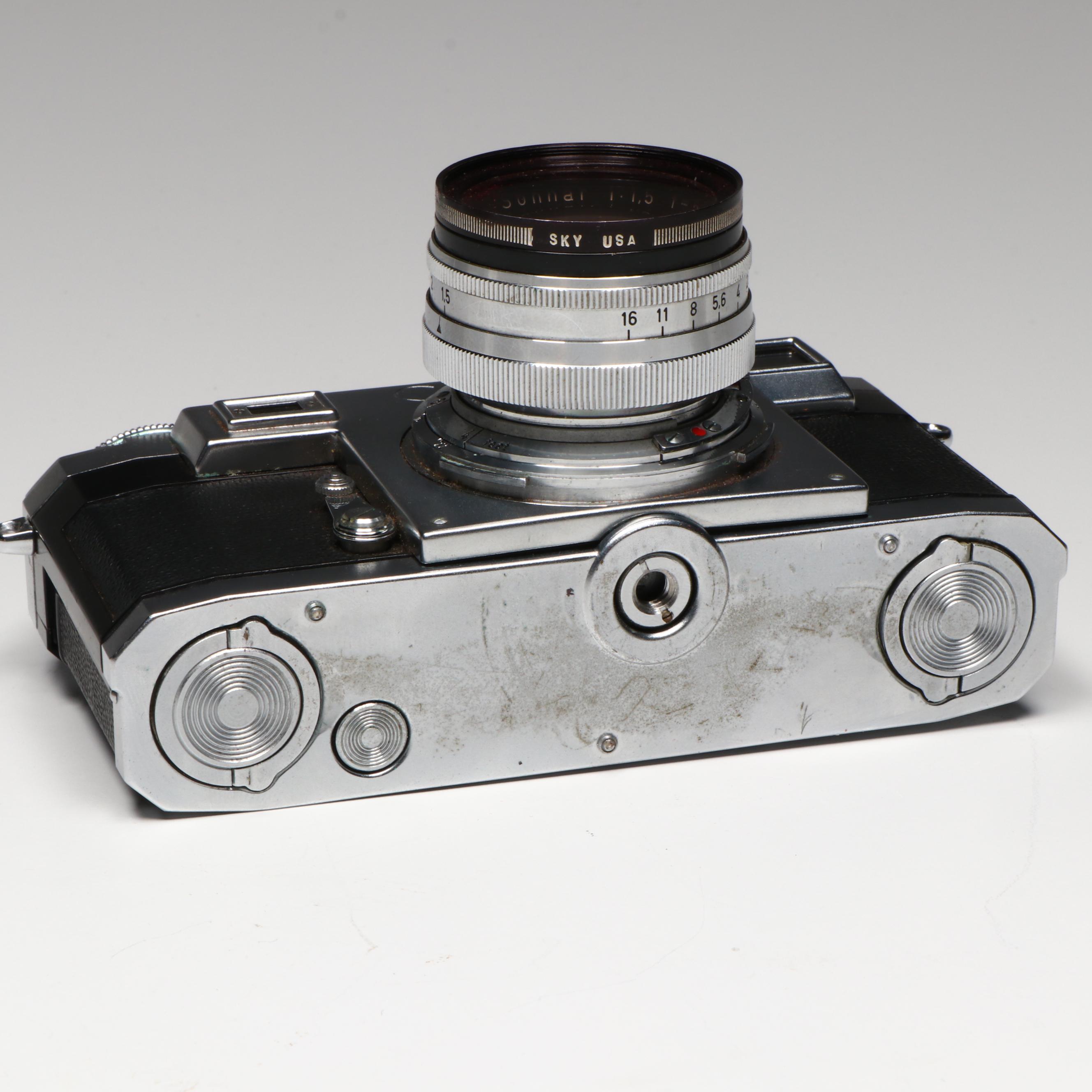 Zeiss Ikon Contax IIa Rangefinder Camera and 50mm f1.5 Carl Zeiss Sonnar Lens