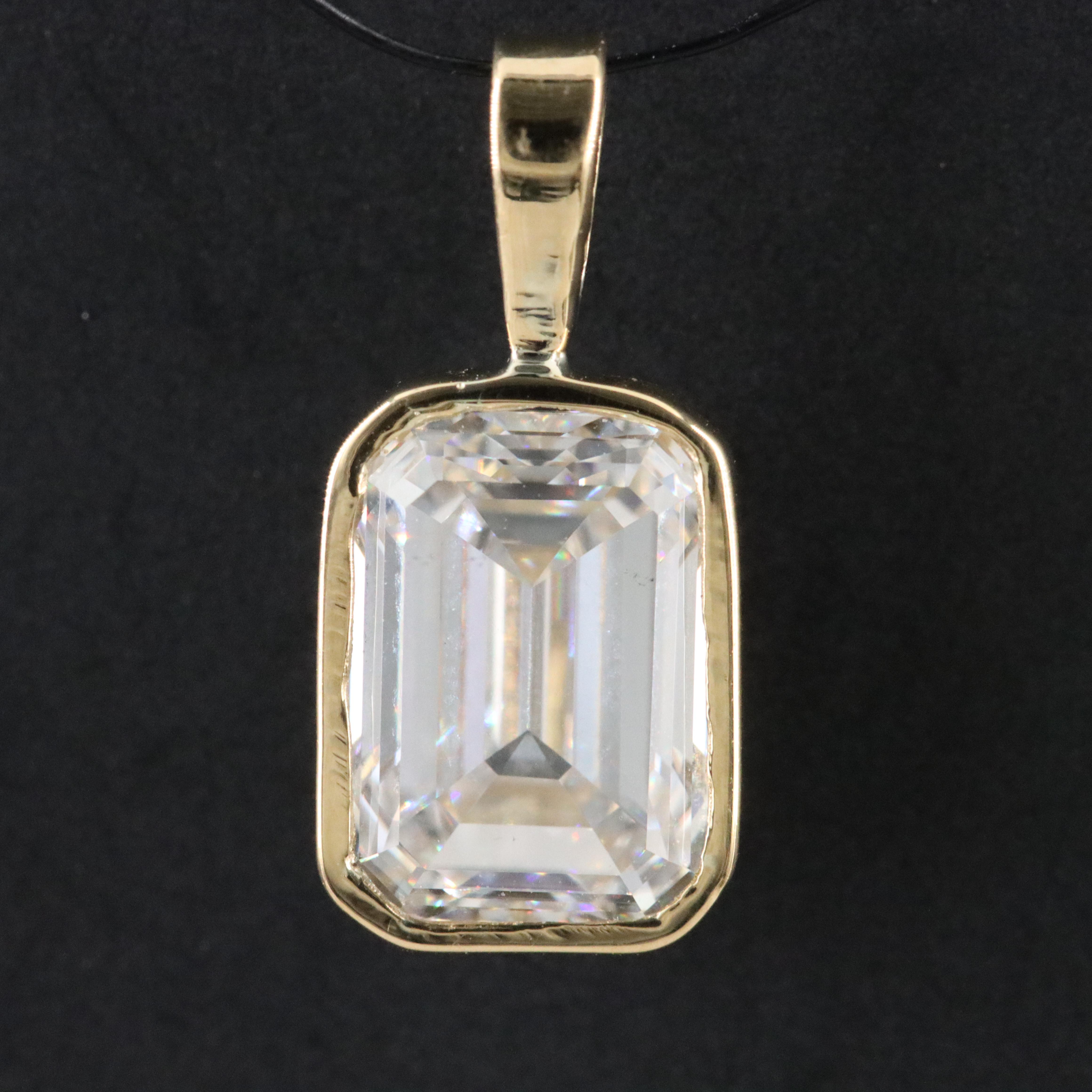 18K 2.04 Lab Grown Diamond Pendant with IGI Report