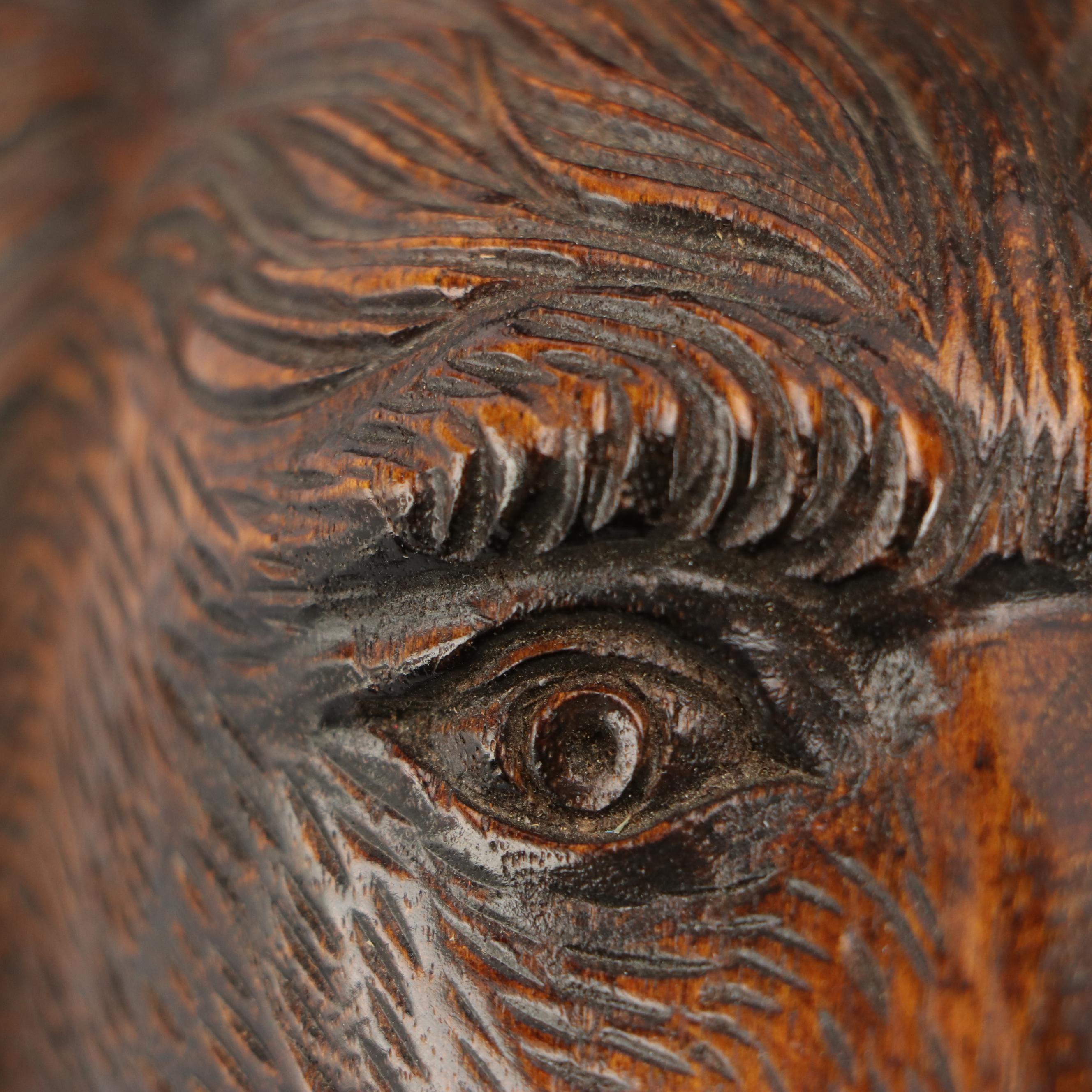 Black Forest Style Hand-Carved Wooden Wolf Head Corbel Shelf