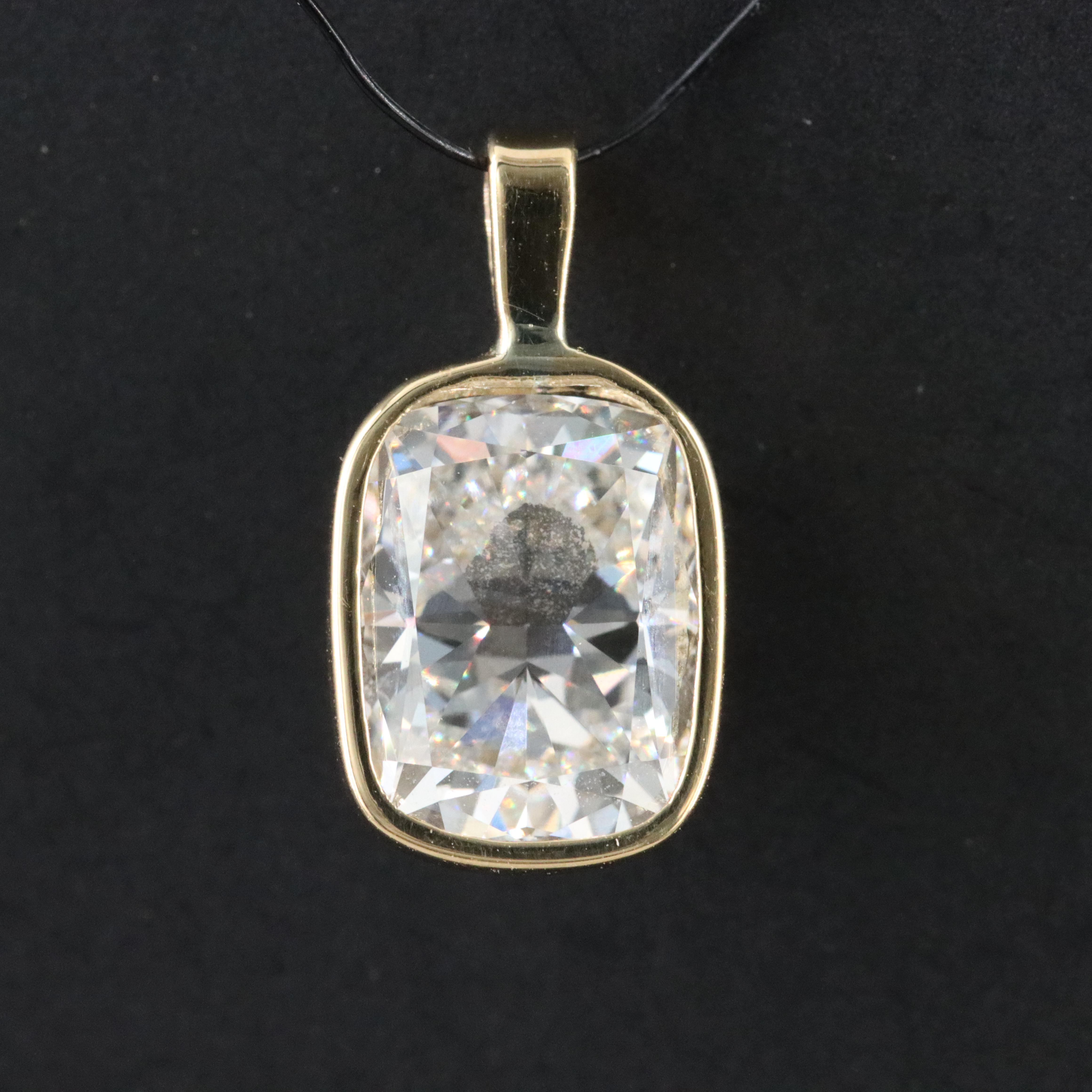 18K 2.08 CT Lab Grown Diamond Pendant with IGI Report