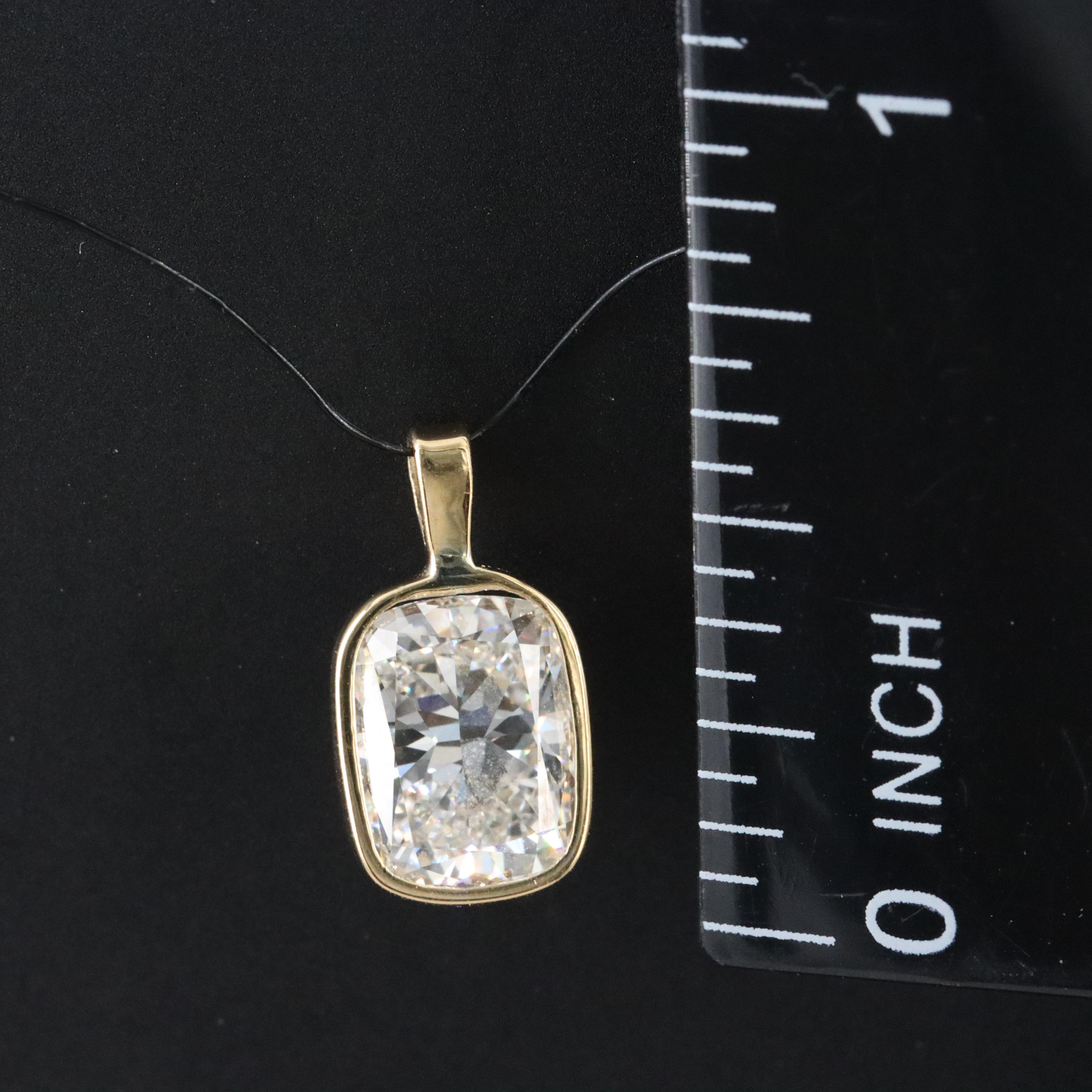 18K 2.08 CT Lab Grown Diamond Pendant with IGI Report